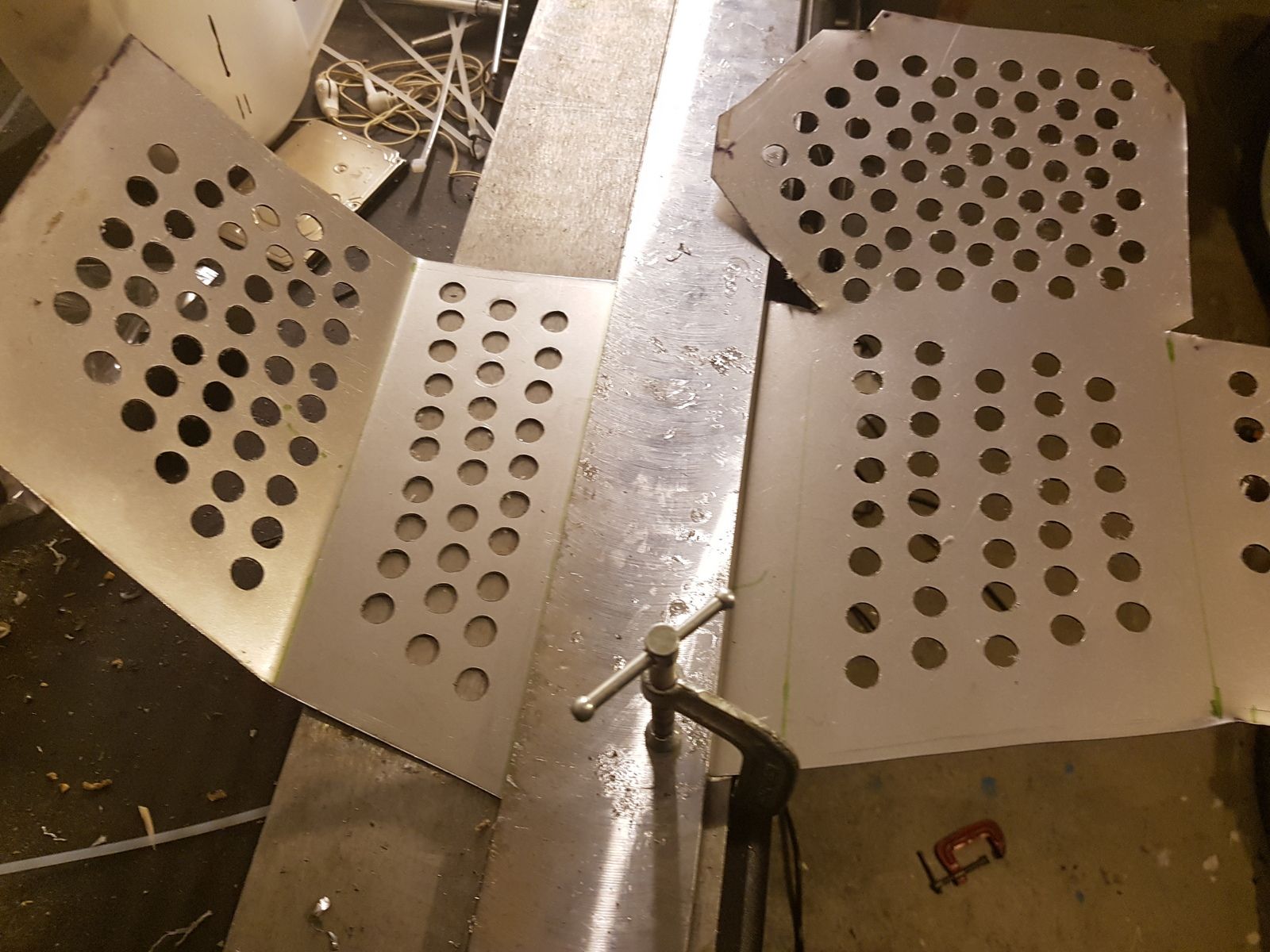 Diy Metal Detector Sand Scoop / Beach Metal Detecting Scoops Guide To