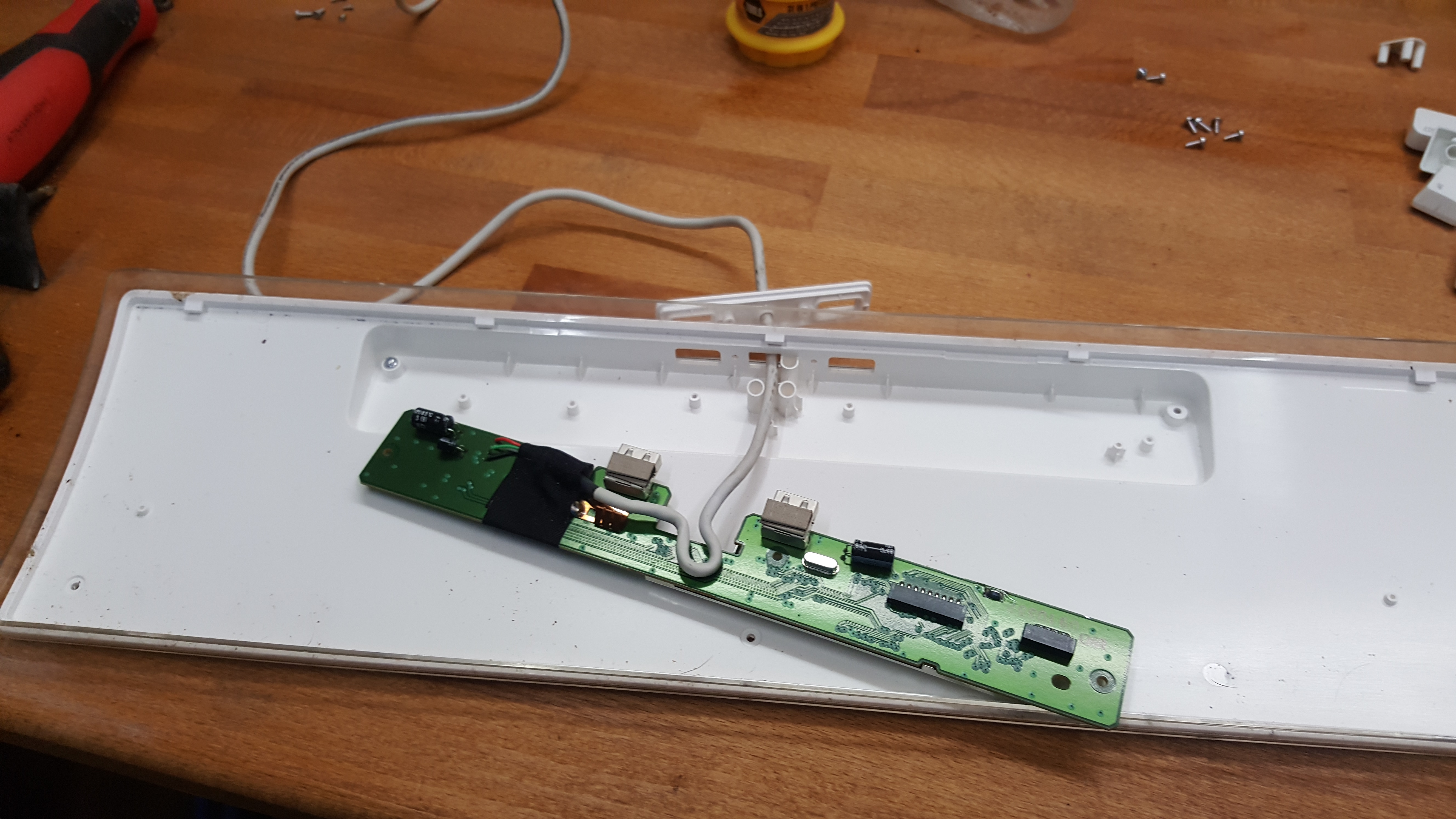 Restoring an Apple A1048 Keyboard 6 Steps (with Pictures) Instructables