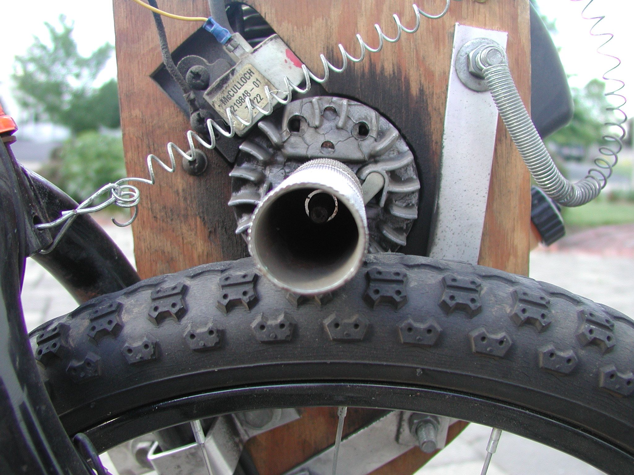 How to Strap a Leaf Blower Engine to a Bike and Go Fast 8 Steps (with