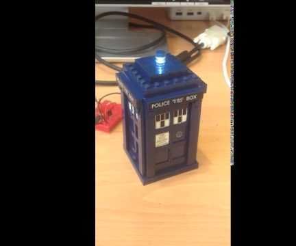 Step-by-step guide for lego tardis with flashing led DIY Project DIY project