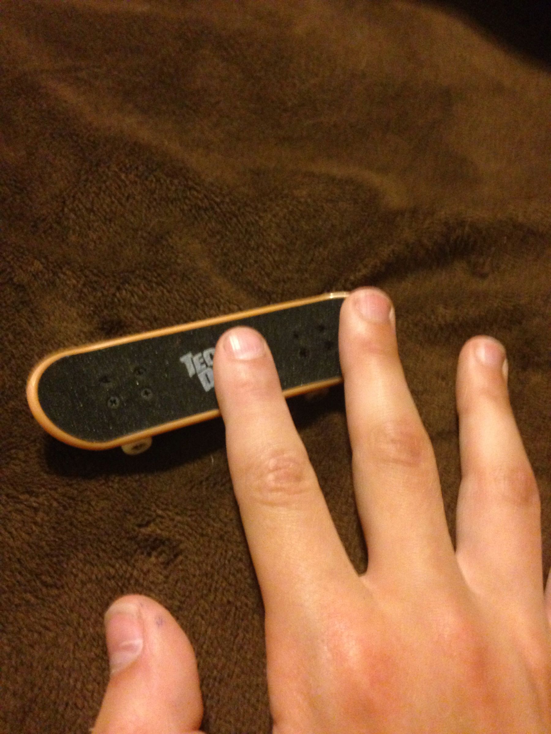 How to Tech Deck Ollie 4 Steps Instructables