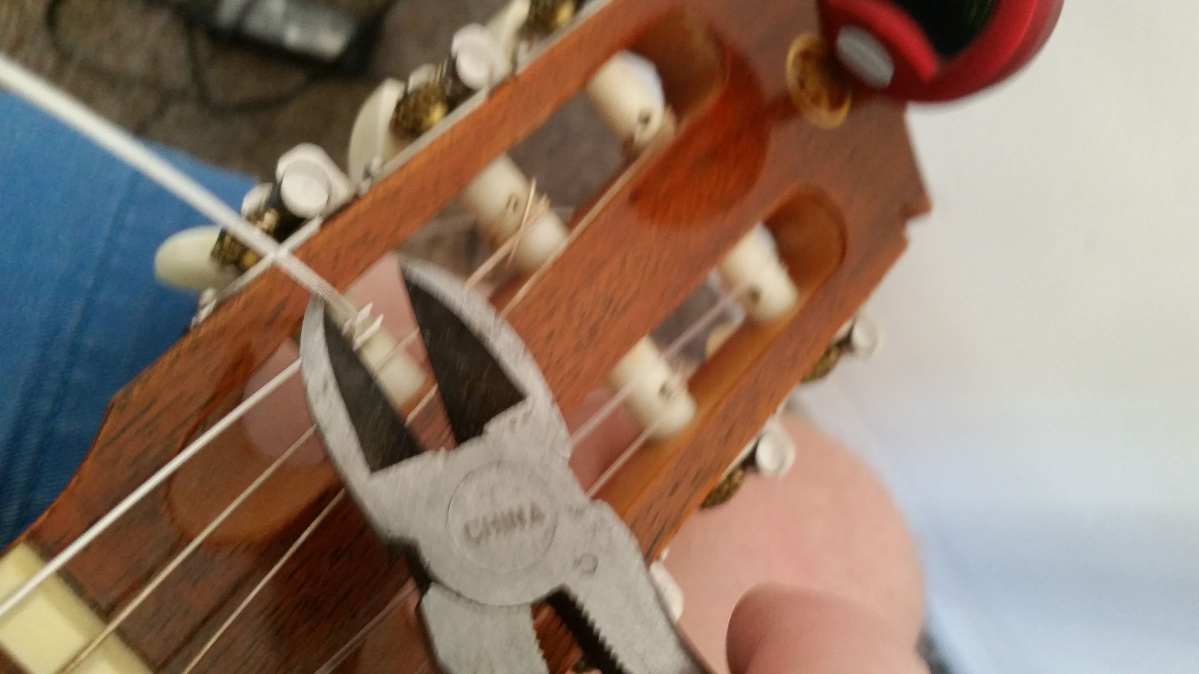 How to Restring a Classical Guitar 11 Steps (with Pictures
