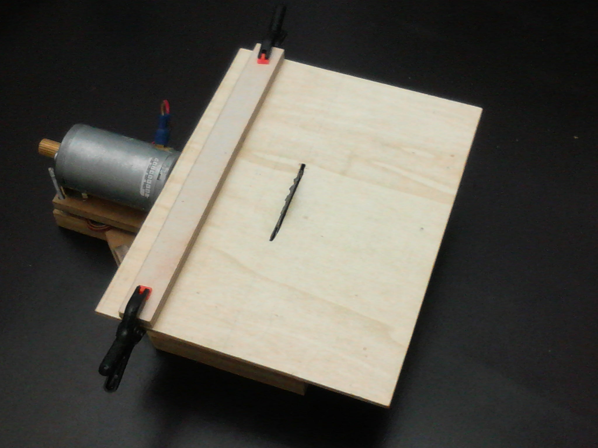 Mini Circular Saw With Dc Motor Instructables