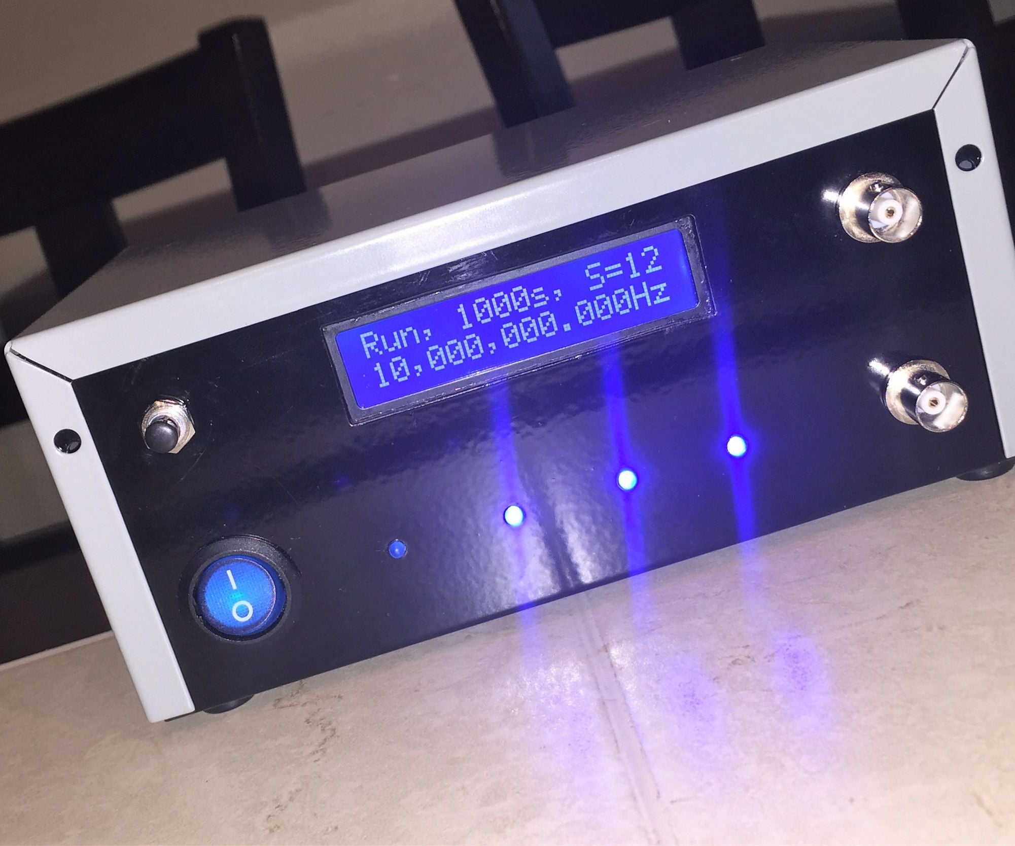 GPSDO YT 10 Mhz Lcd 2x16 With LED, UTC Time and GPS Localisation. 26