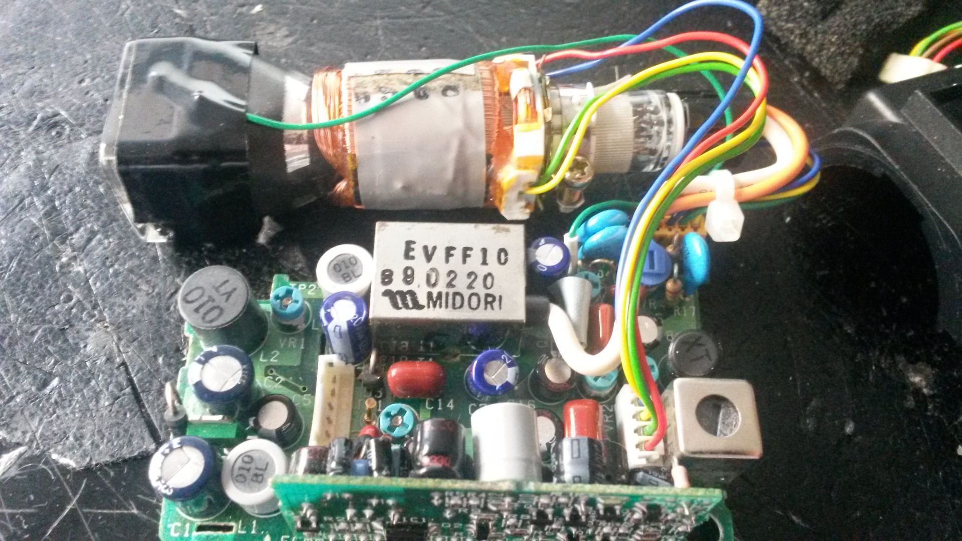 Hacking Camcorder CRT Viewfinders 7 Steps (with Pictures) Instructables