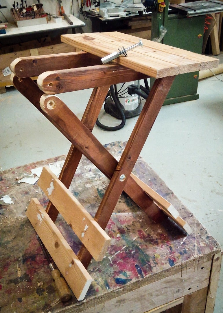 Small Folding Table [UPDATED] 10 Steps (with Pictures) Instructables