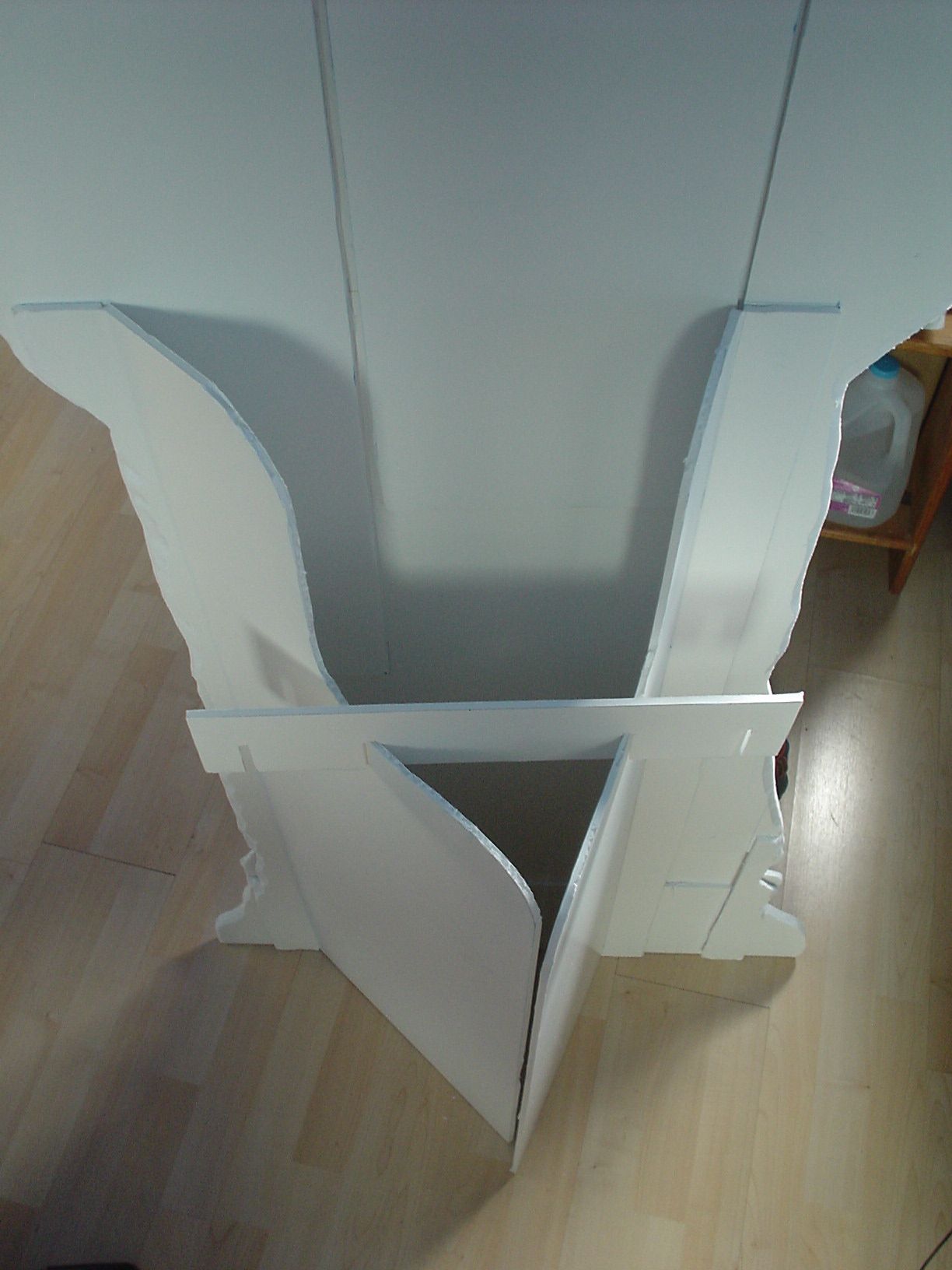 How to Make a Cardboard Stand Up of Someone! 7 Steps (with Pictures