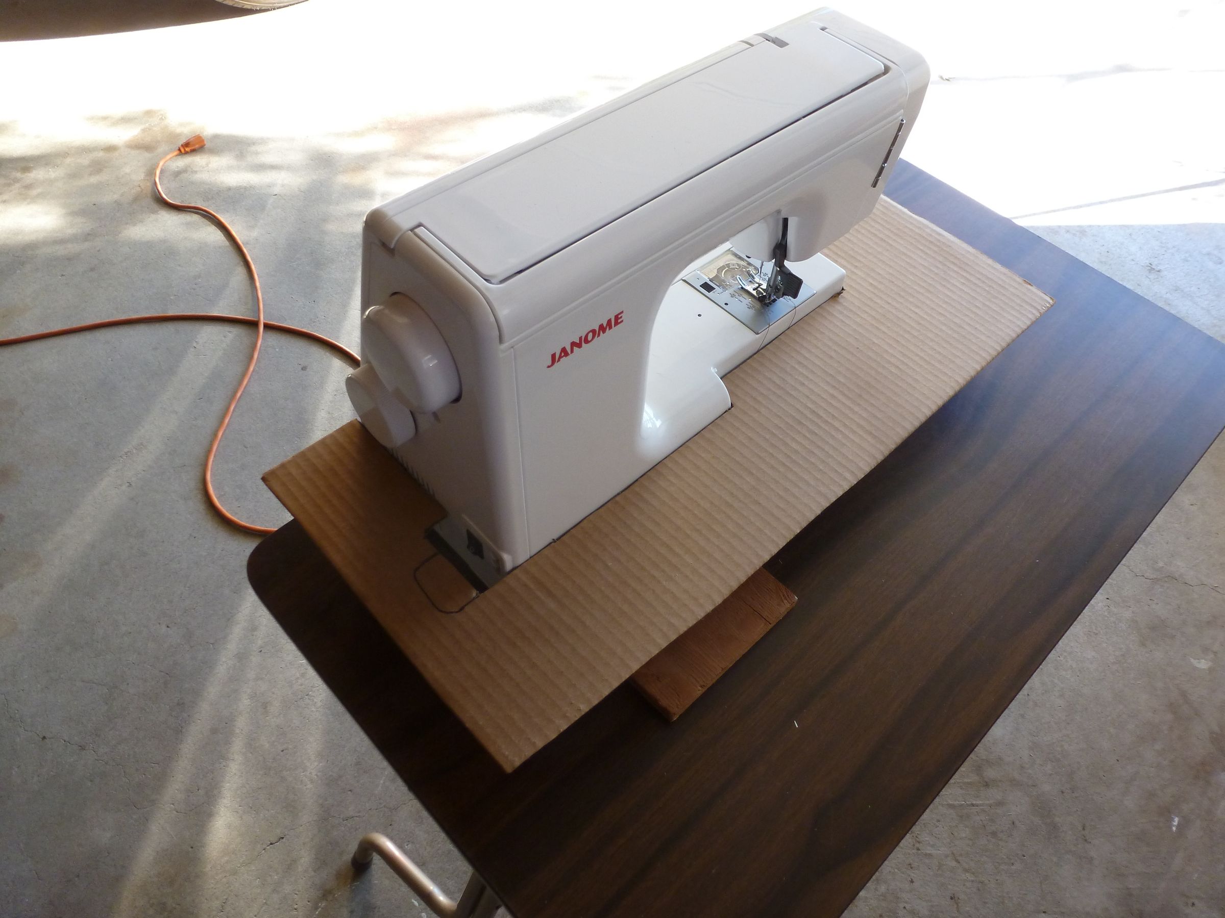 Folding Sewing Machine Table 9 Steps (with Pictures) Instructables