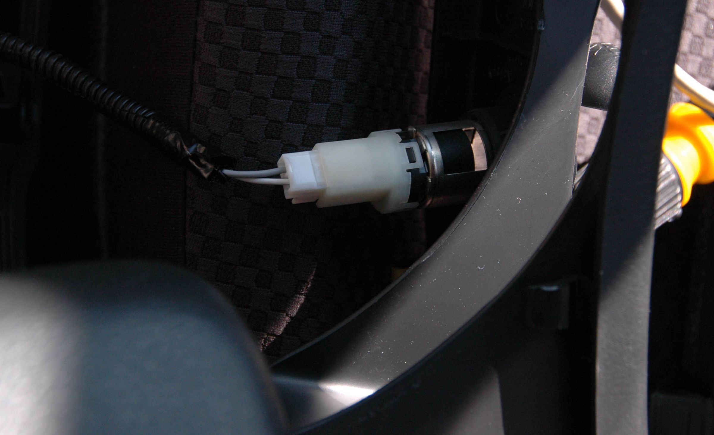 Add Powered USB Ports to Your Car 5 Steps (with Pictures) Instructables