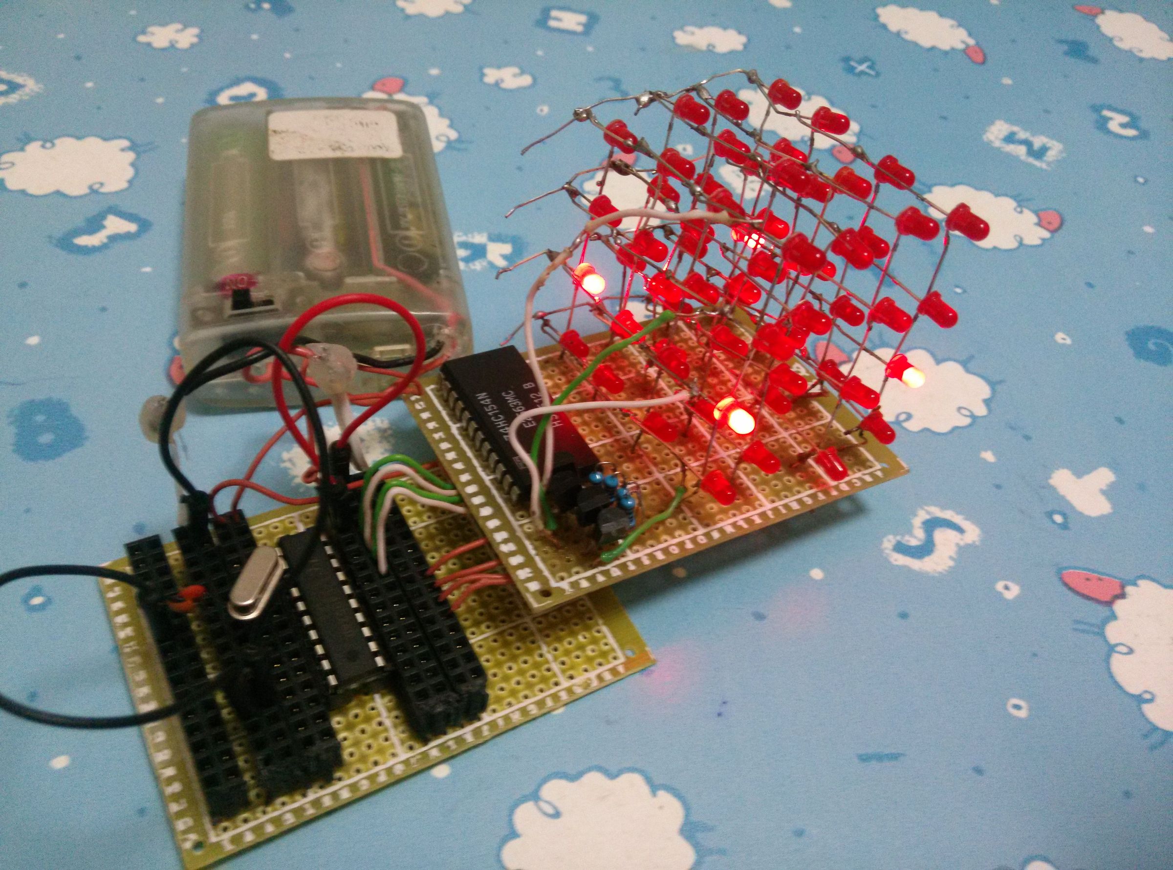 DIY guide for Expandable LED cube 4x4x4 using 8051 with program example with step-by-step instructions