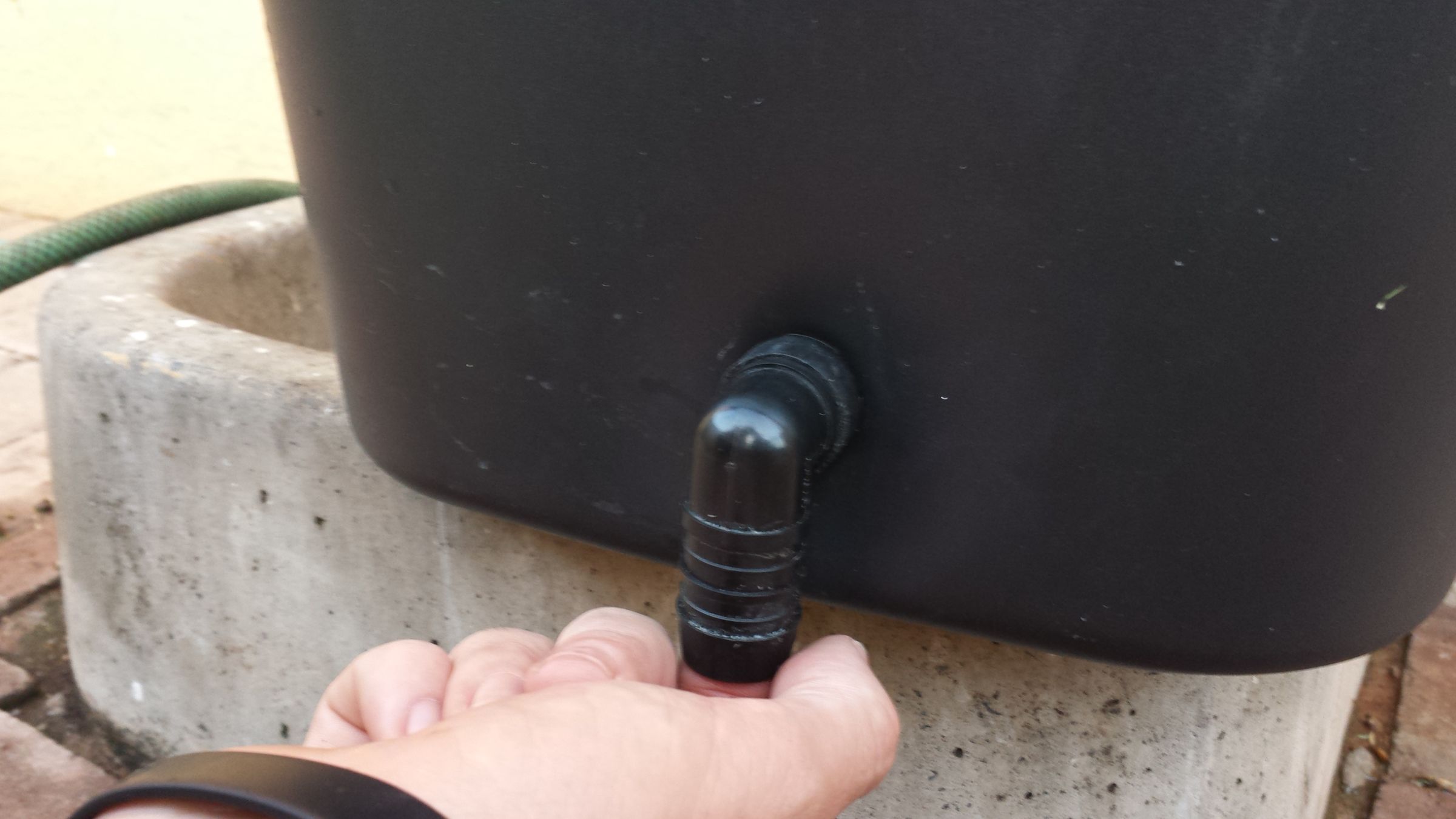 Dutch Bucket Hydroponics 8 Steps (with Pictures) Instructables