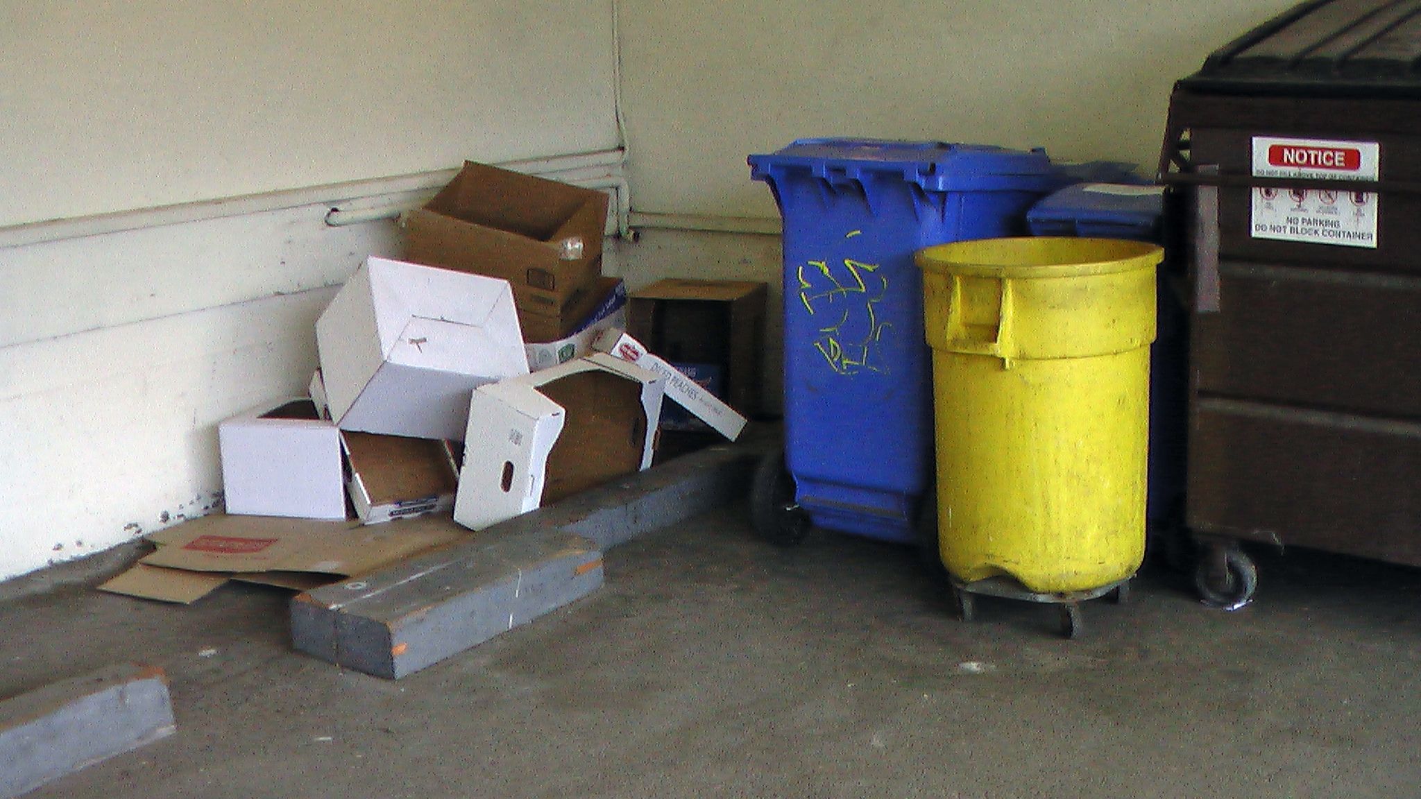 Urban Survival 101 How to Sleep in a Garage 8 Steps (with Pictures