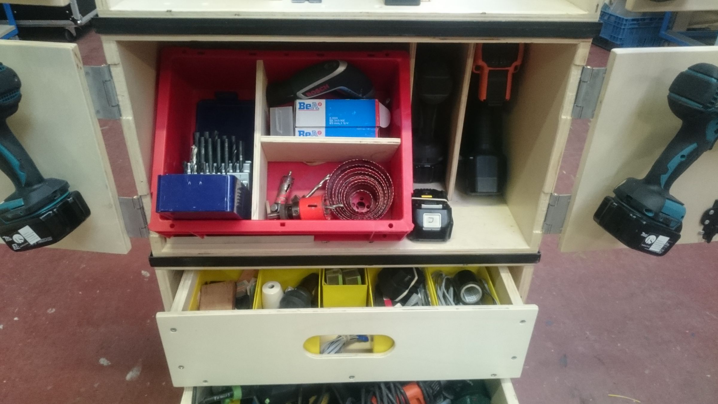 Ultimate Portable Mobile Toolbox 10 Steps Instructables