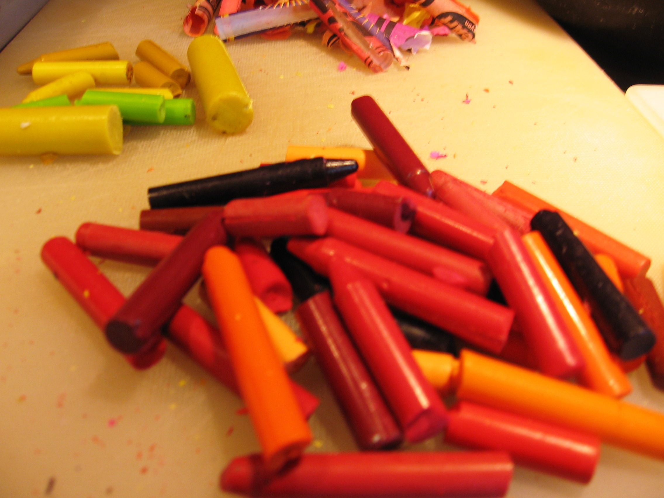 Transform Your Kids' Broken Crayons Into Candles 12 Steps Instructables