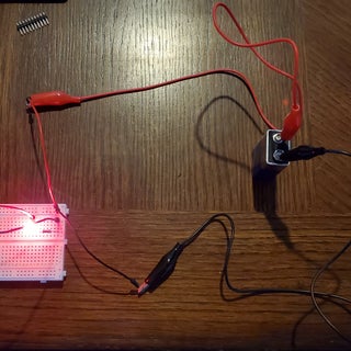 Simple LED Circuit : 7 Steps (with Pictures) - Instructables