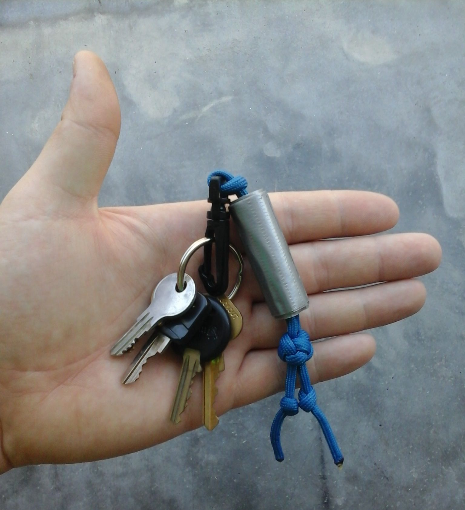 Paracord Duct Tape Keychain (with Pictures) Instructables