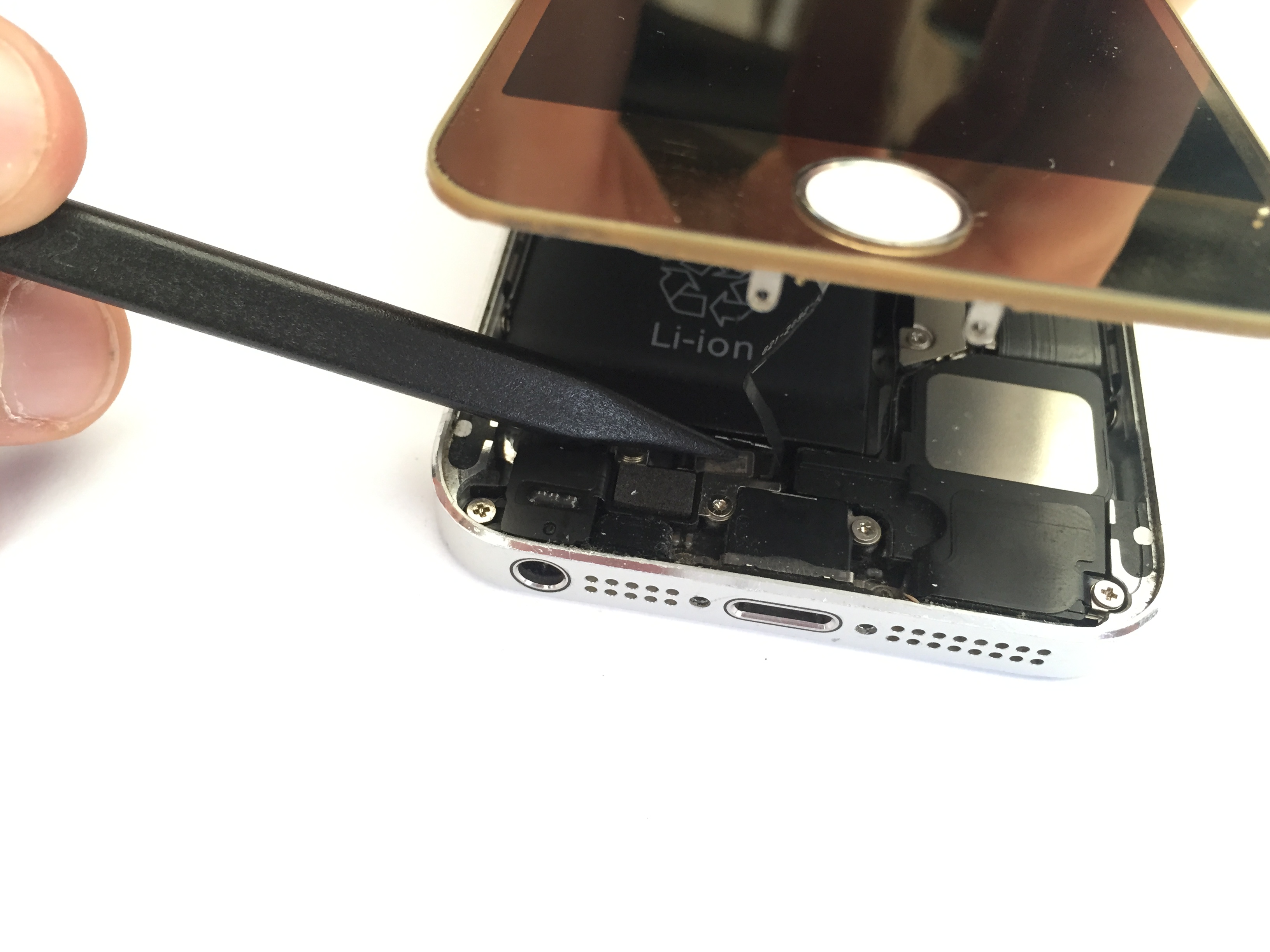 Iphone 5s 5c Battery Replacement How To 9 Steps With Pictures Instructables