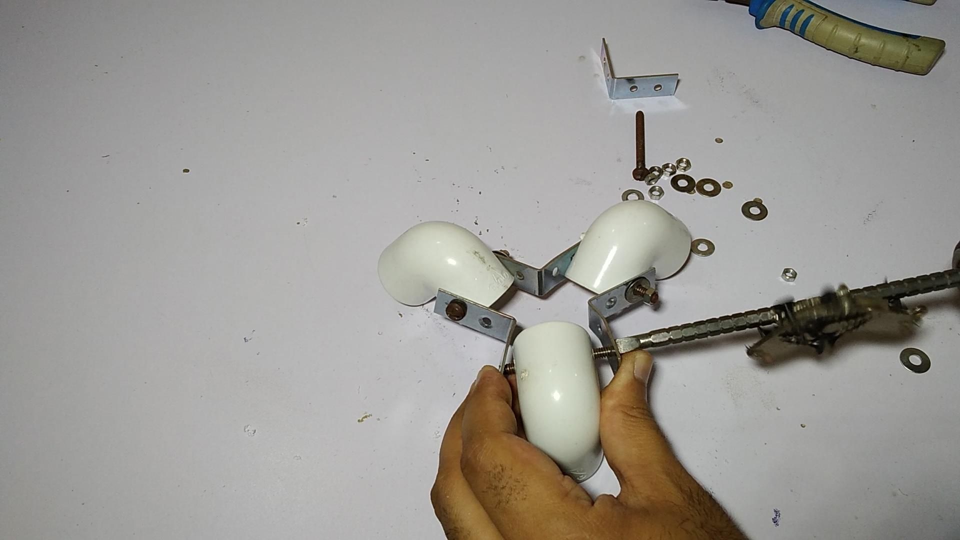 How to Make a Pvc Pipes Tripod and Light Stand 7 Steps (with Pictures