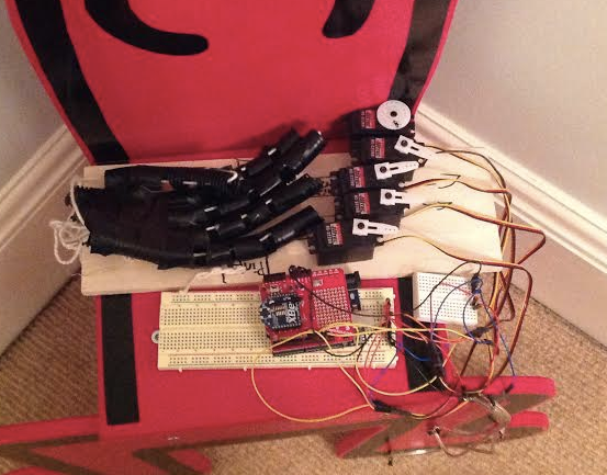 DIY guide for Arduino Wireless Animatronic Hand with step-by-step instructions