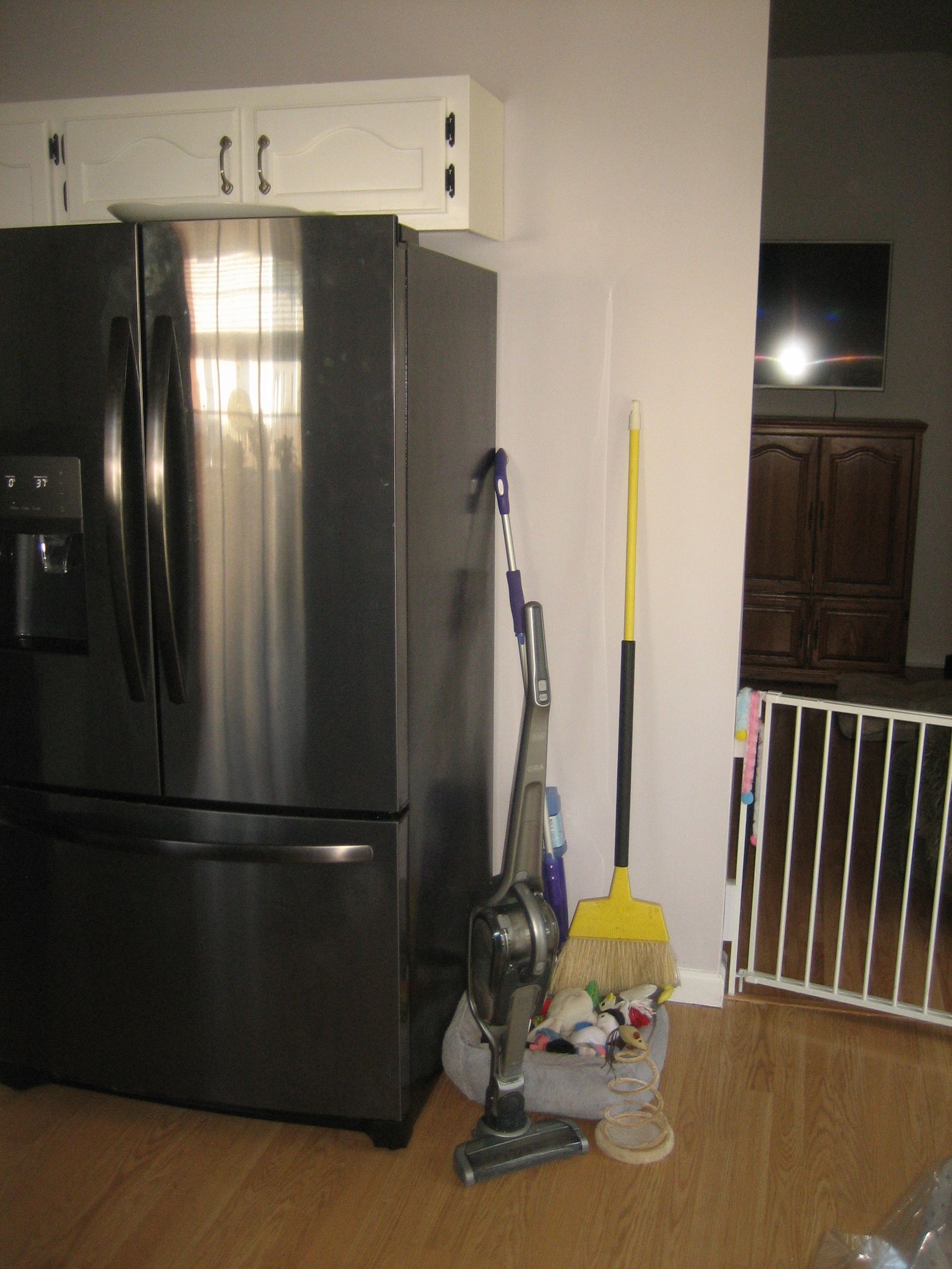 KITCHEN BROOM 9 Steps Instructables