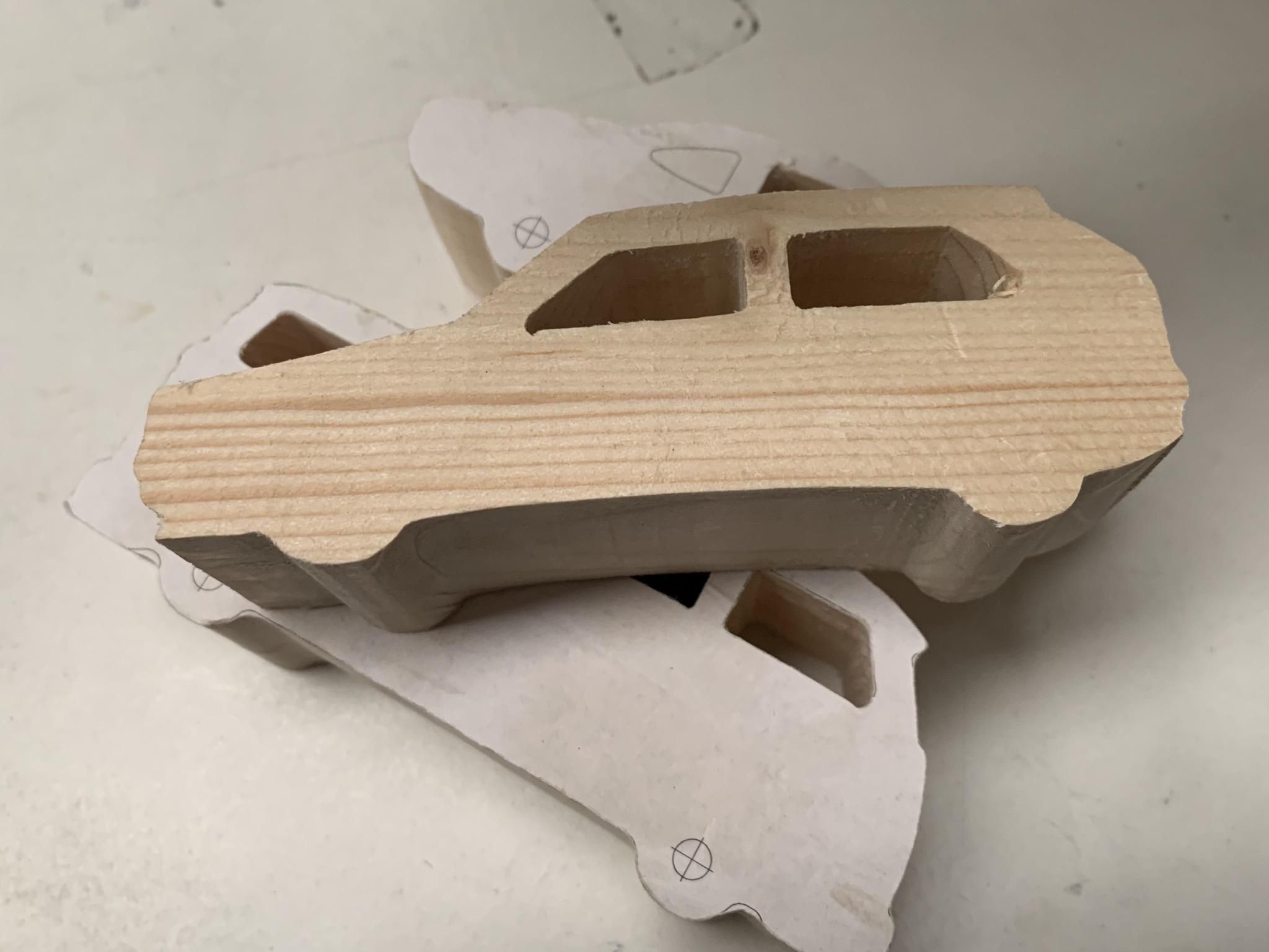 https://content.instructables.com/ORIG/F8G/RLC1/KO76NT4Y/F8GRLC1KO76NT4Y.jpg?auto=webp&frame=1&width=1024&height=1024&fit=bounds&md=ea3c0be63295136a00bfe1b01bb5c0ae