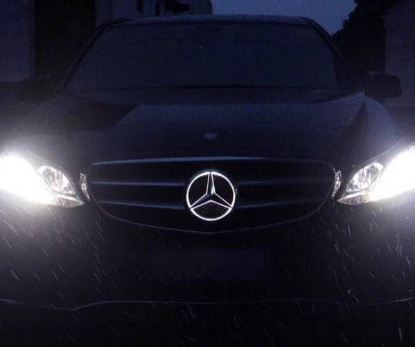 Install Mercedes Benz LED Illuminated Grille Emblem 6 Steps
