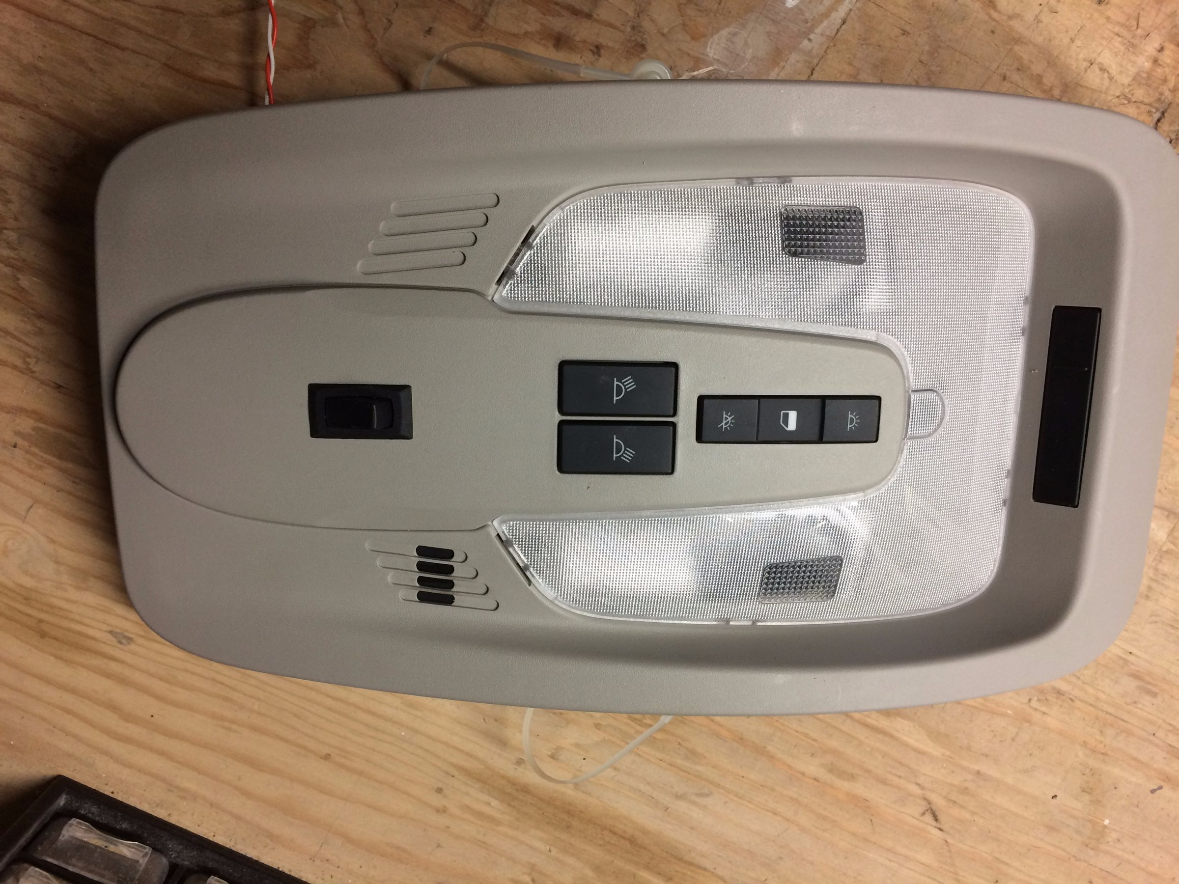 Remote Garage Opener to Chevrolet Equinox 5 Steps (with Pictures