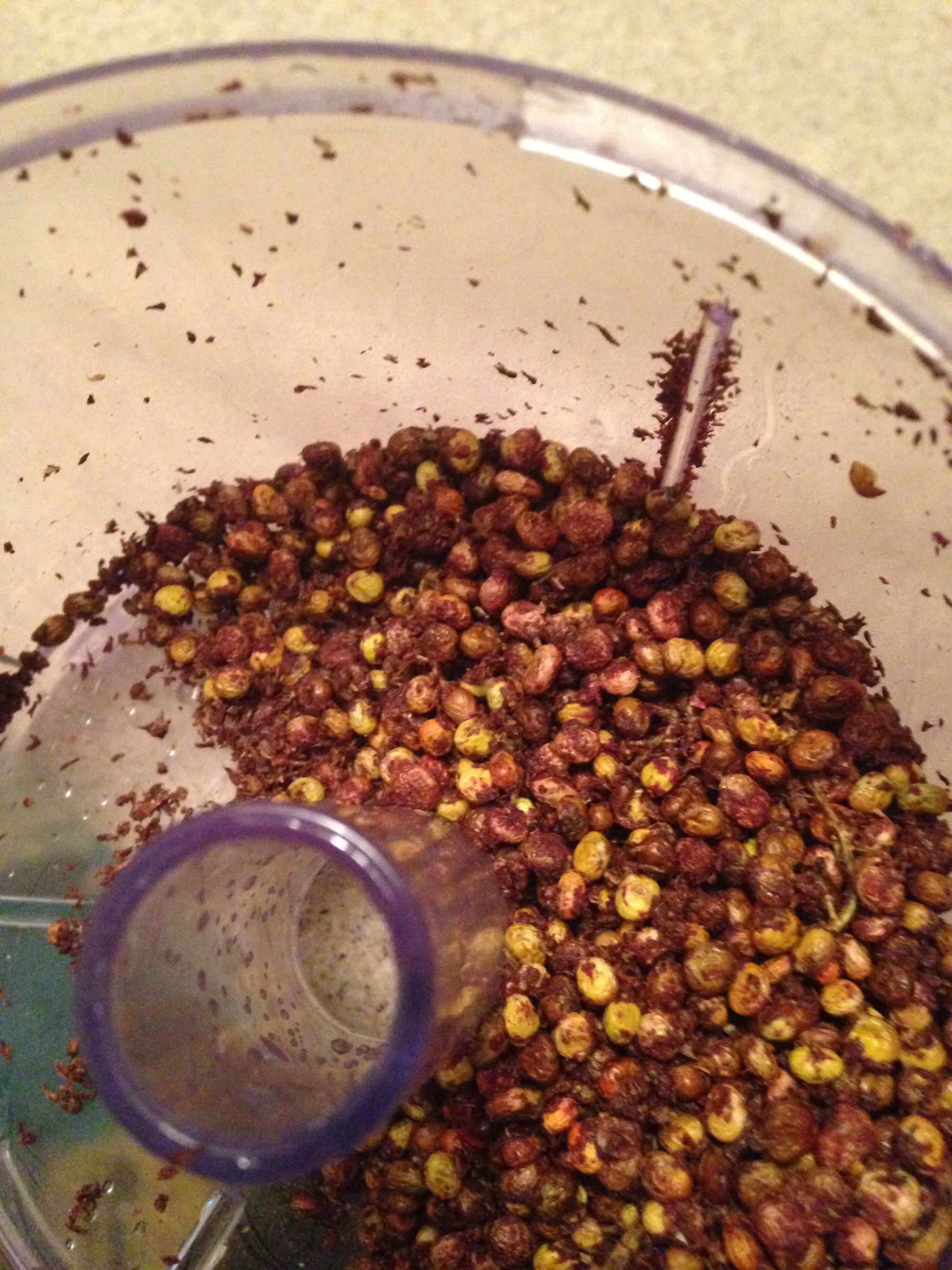 How to Make the Spice Sumac and Sumac Lemon Pepper 4 Steps