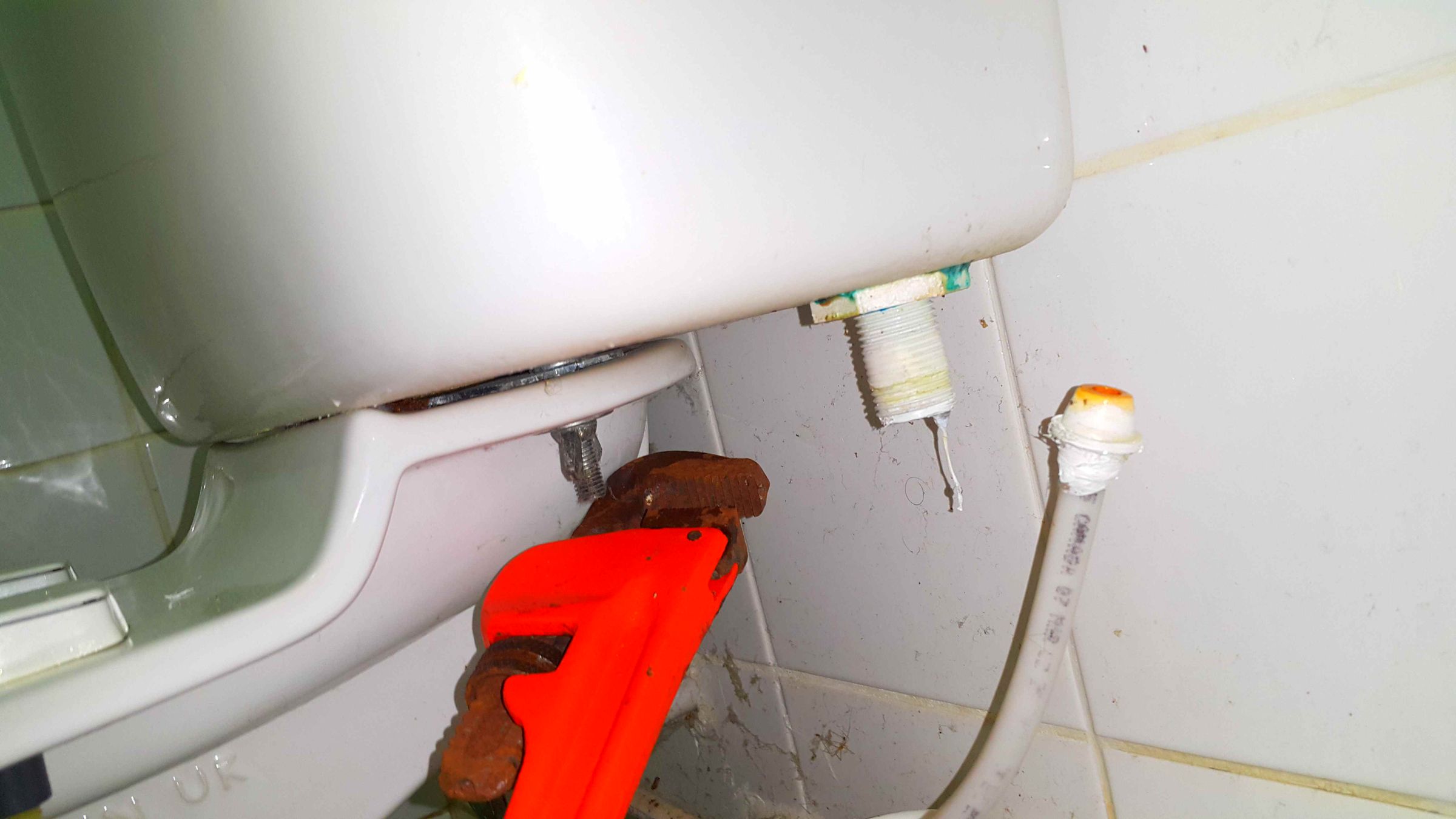 Replacing a Toilet Tank Float Valve. 6 Steps (with Pictures
