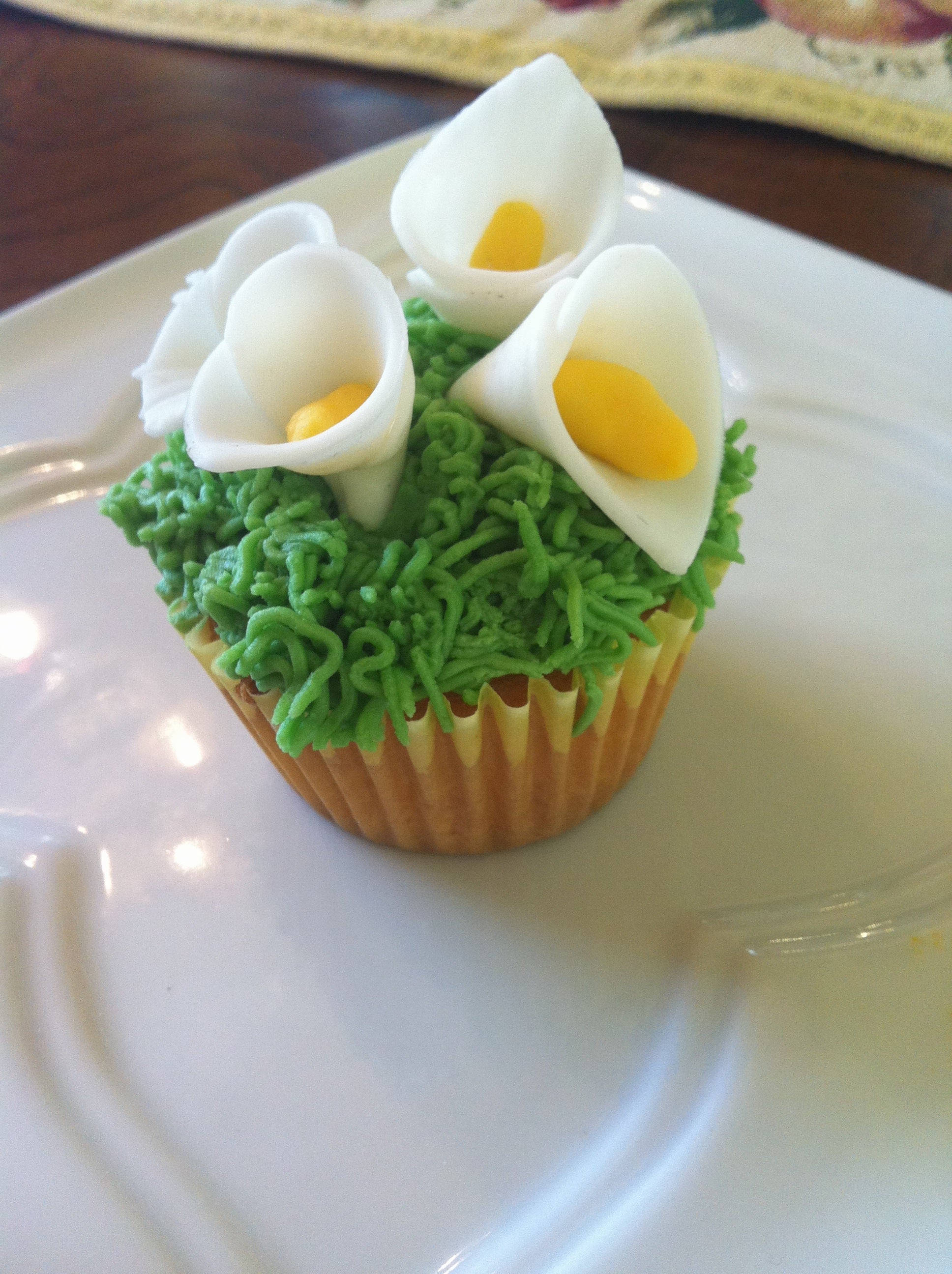 Fondant Calla Lilies 4 Steps (with Pictures) Instructables