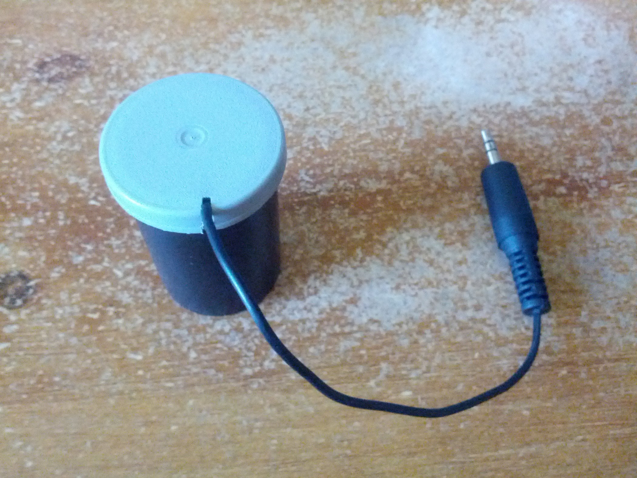 Portable Speaker in a Film Canister 4 Steps Instructables