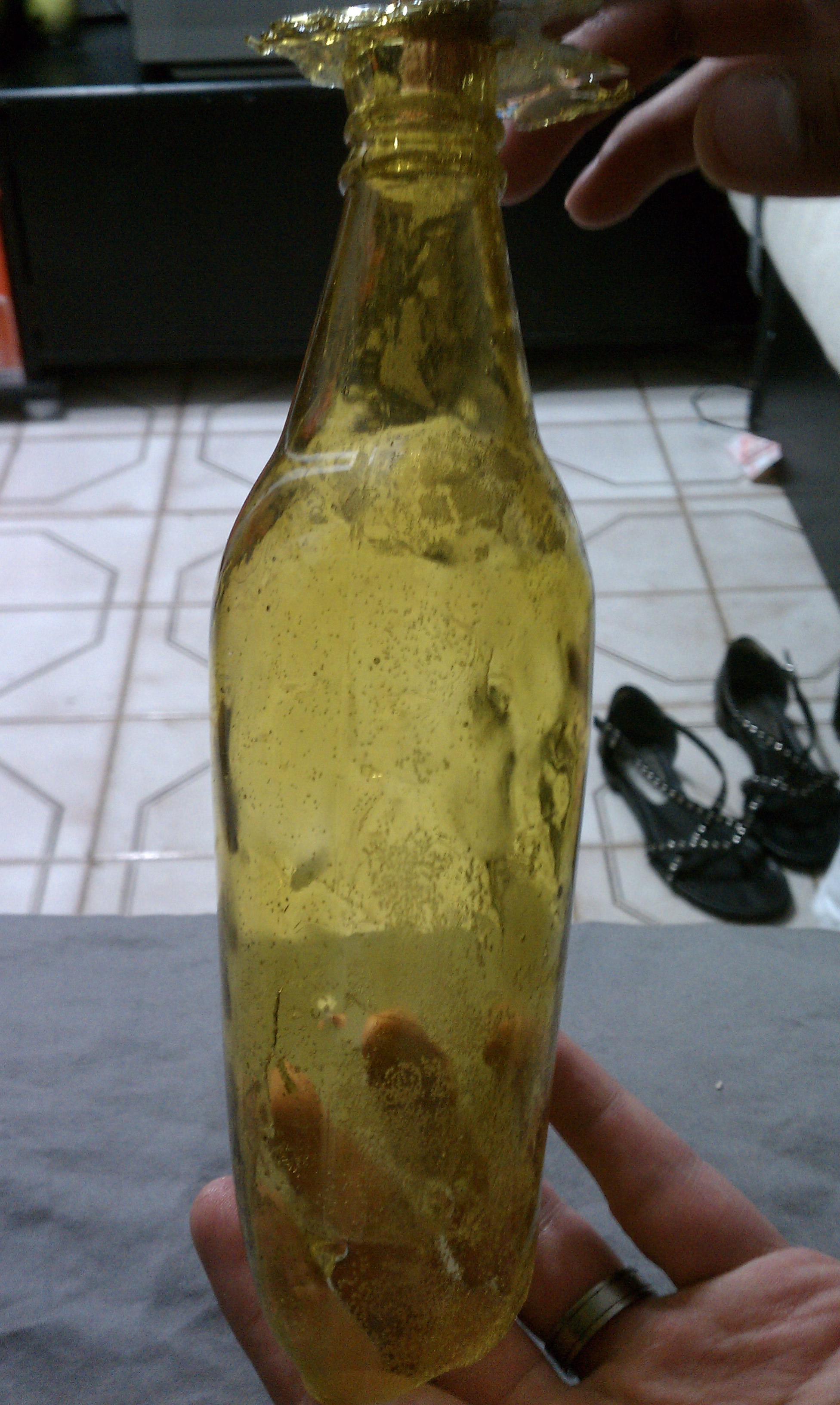 FAKE GLASS BOTTLE / SUGAR GLASS 6 Steps (with Pictures) Instructables