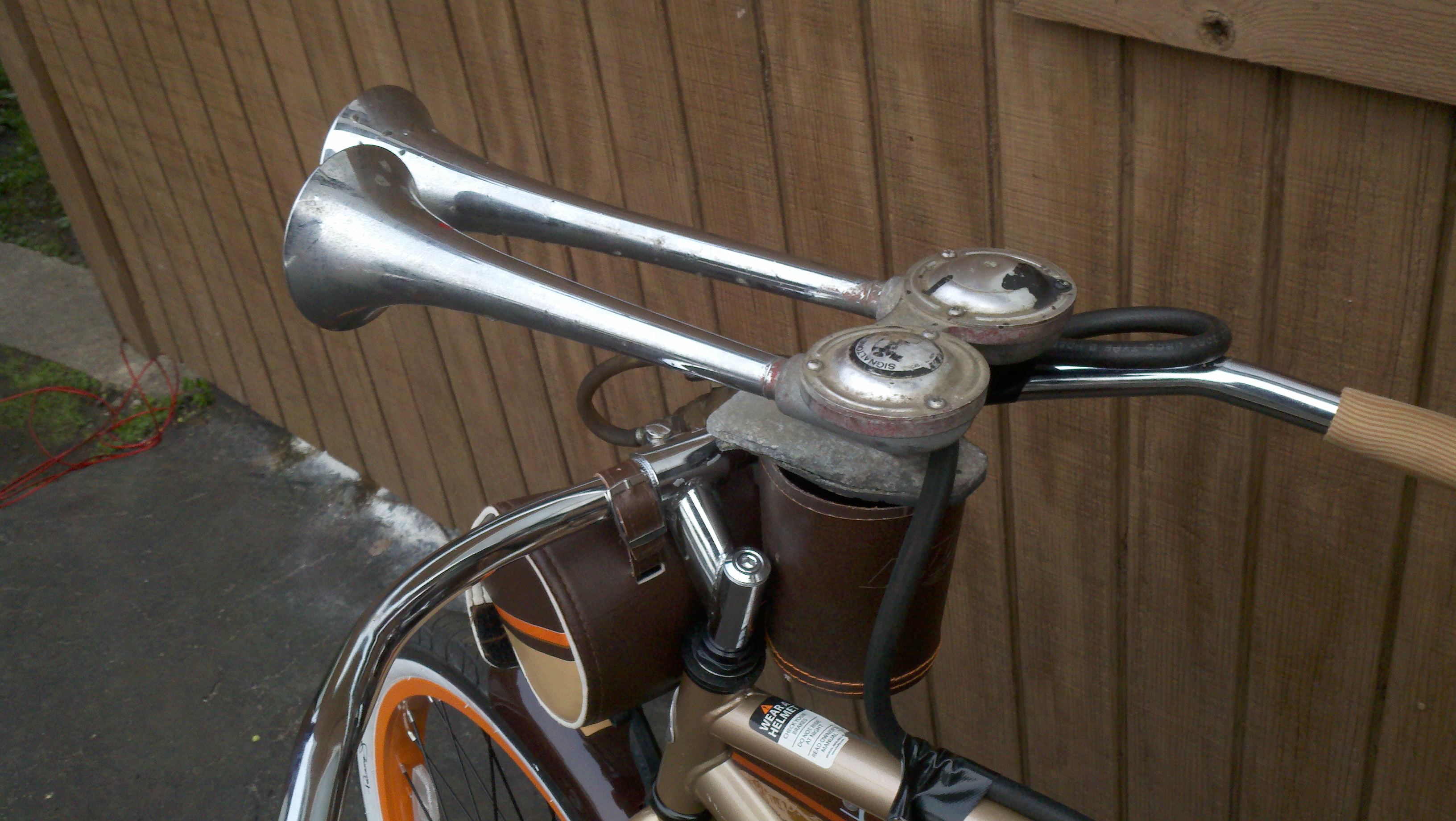 Extremely Loud Train Horn Bicycle 4 Steps (with Pictures) Instructables