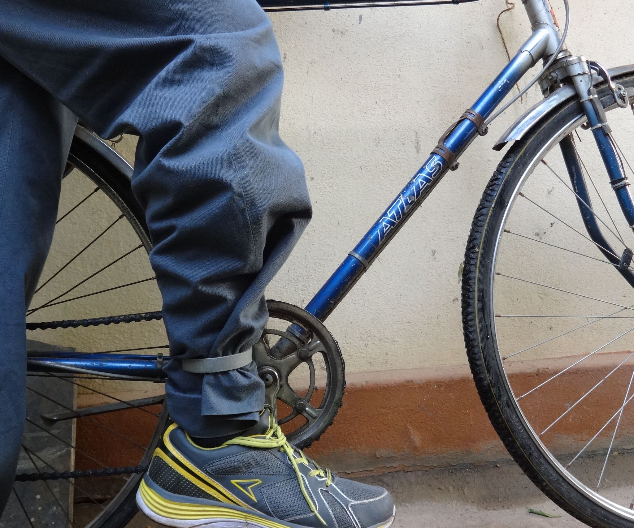 Cycling Trouser Clips 4 Steps (with Pictures) Instructables