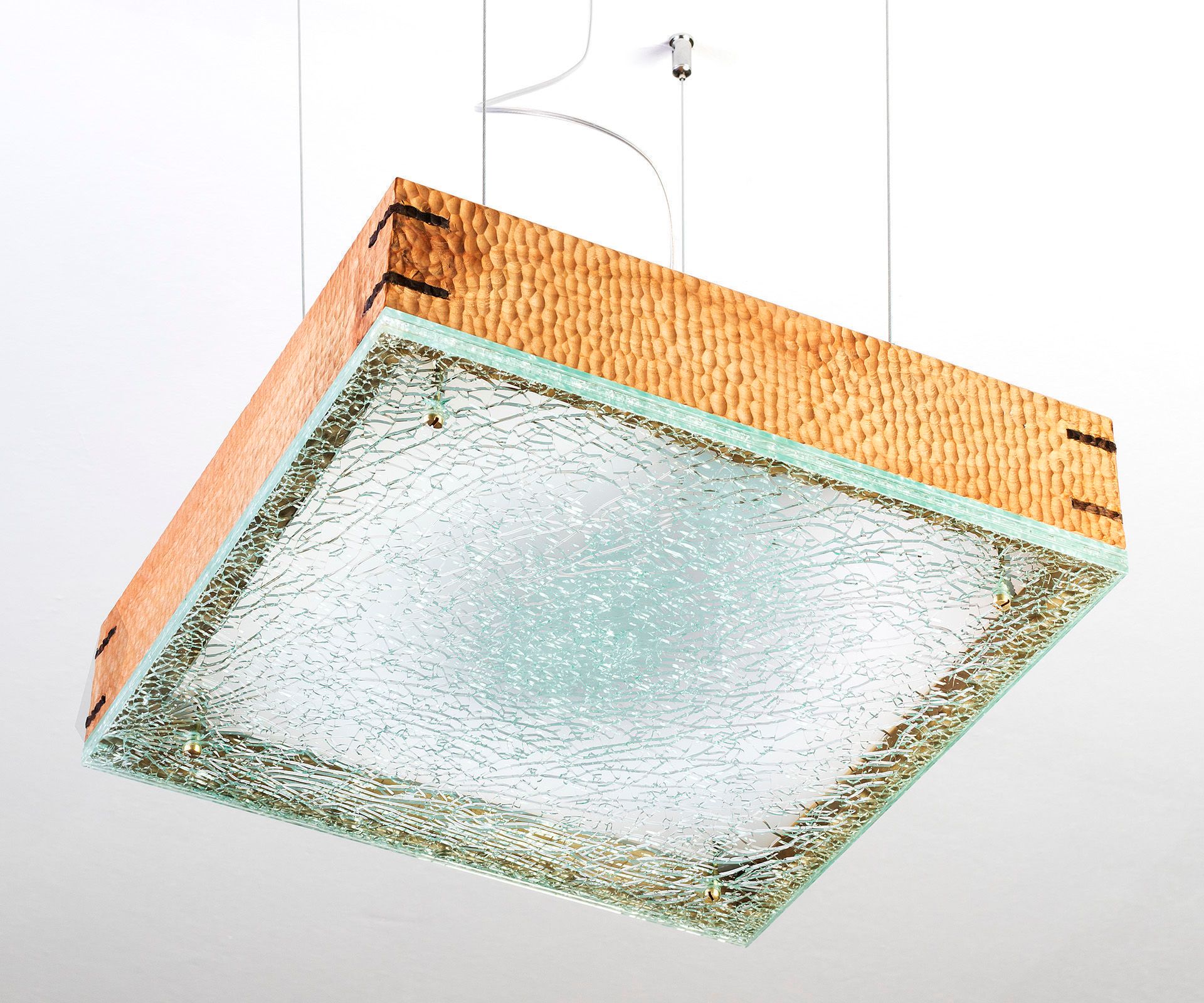 "crash" wooden lamp DIY Project DIY Project Image