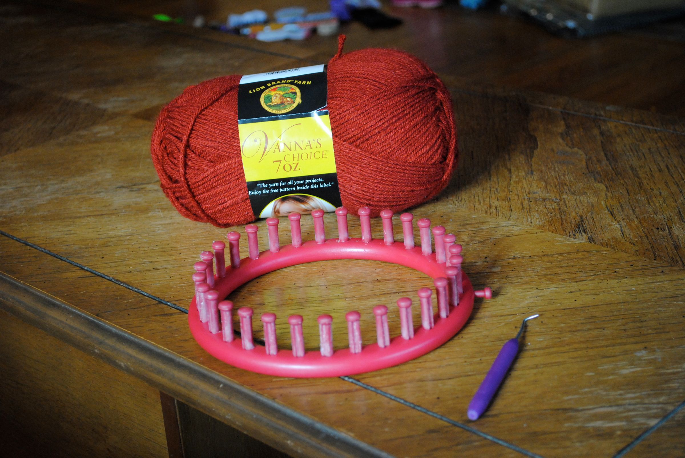 Make a Hat on a Circular Loom 5 Steps (with Pictures) Instructables