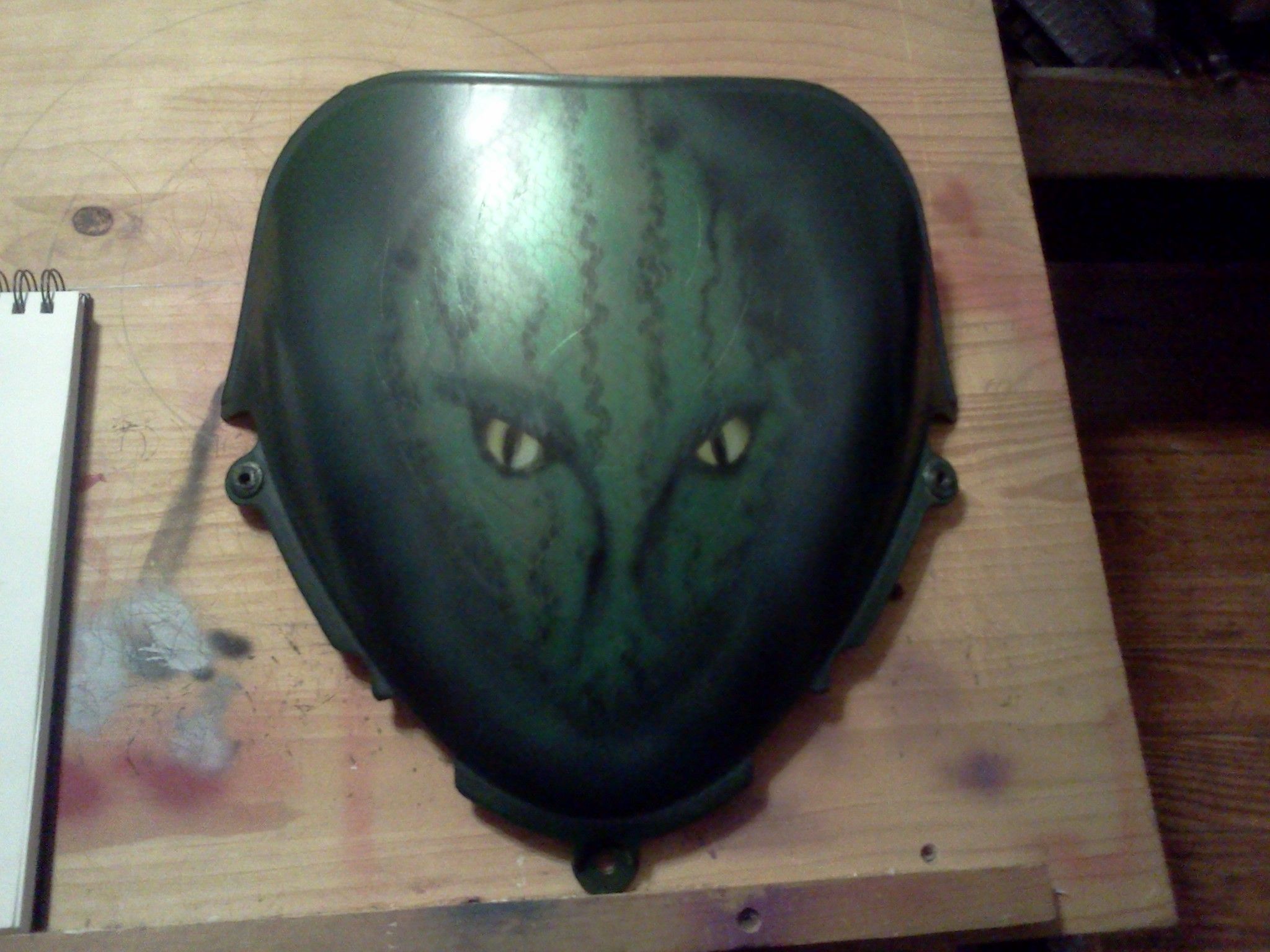 "UPDATED W/Videos" How to Spray Paint Snake Skin Scales on Anything 7