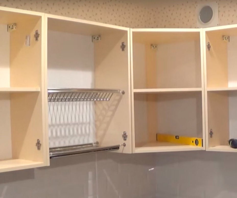 Installing Kitchen Yourself and Save Money 4 Steps