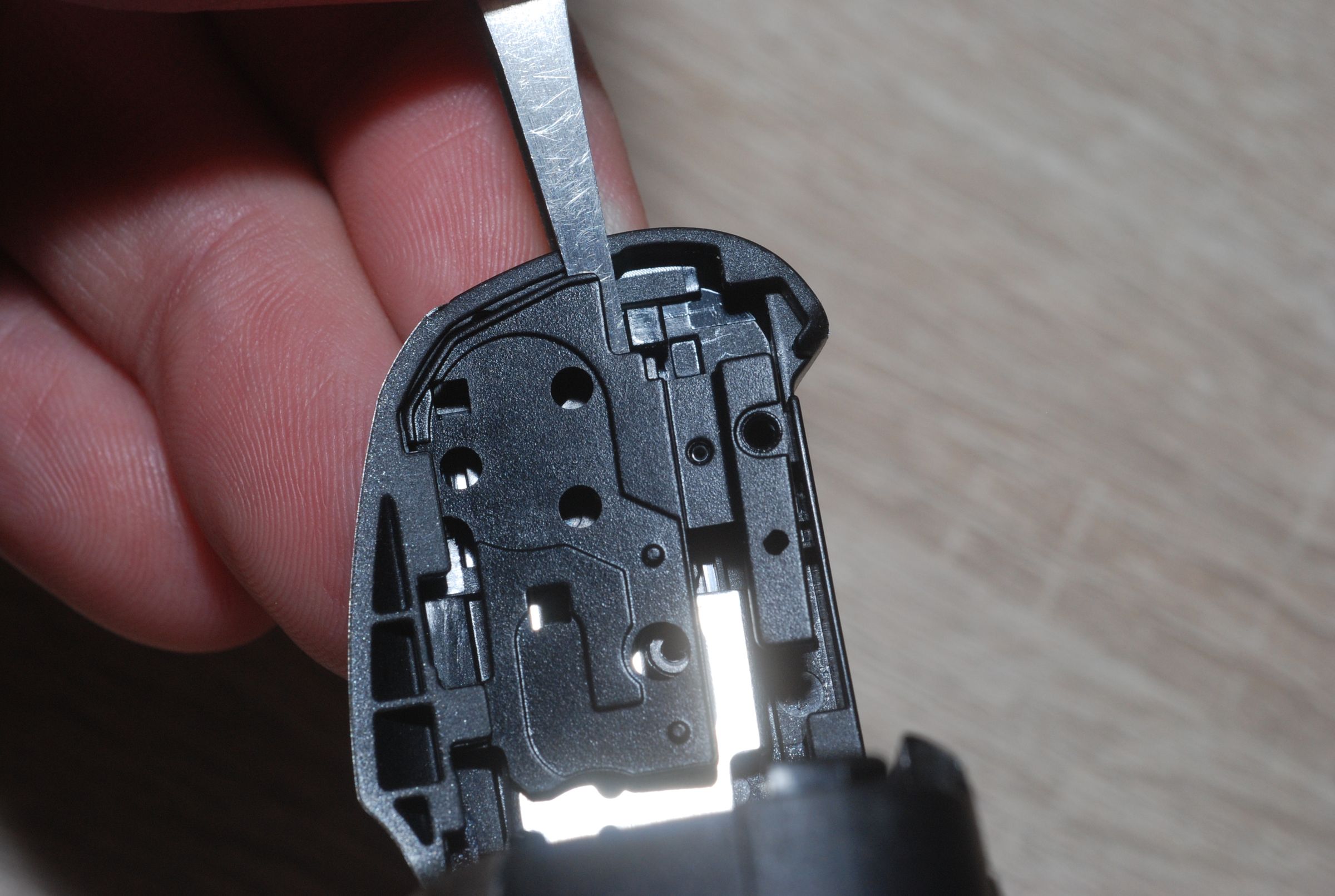 Replacement of Canon PowerShot SX130IS Battery Compartment Door 4