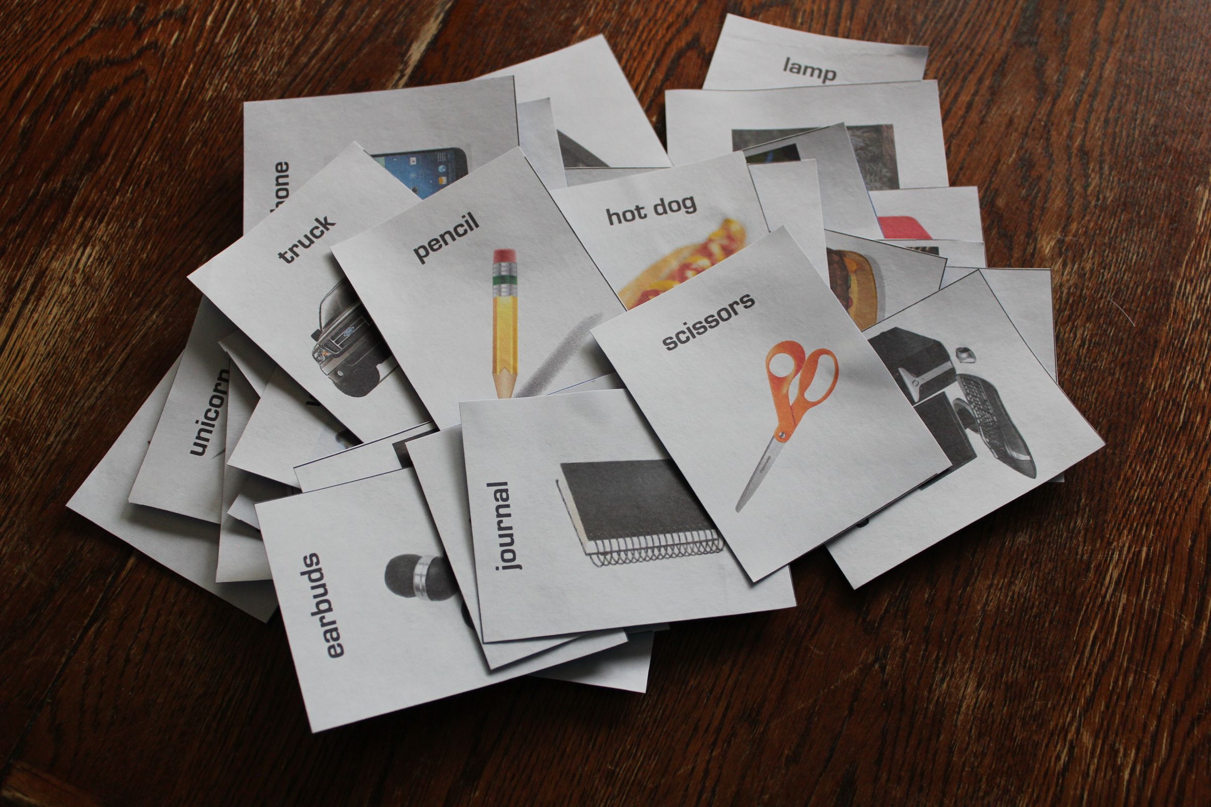 Homemade "Hedbanz" Game 4 Steps Instructables