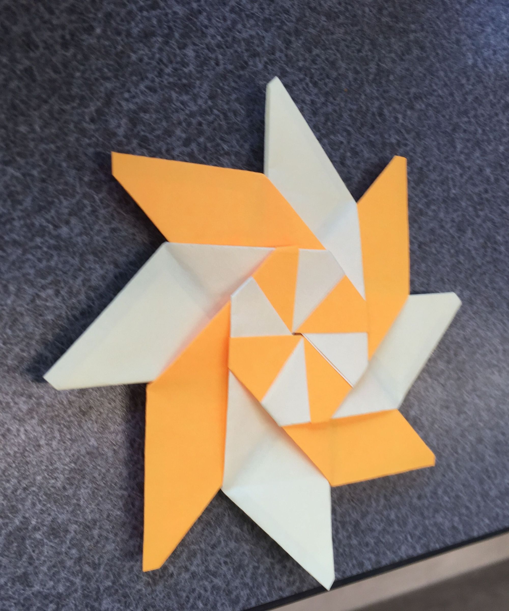 8 point shuriken that turns into a circle DIY Project DIY Project Image