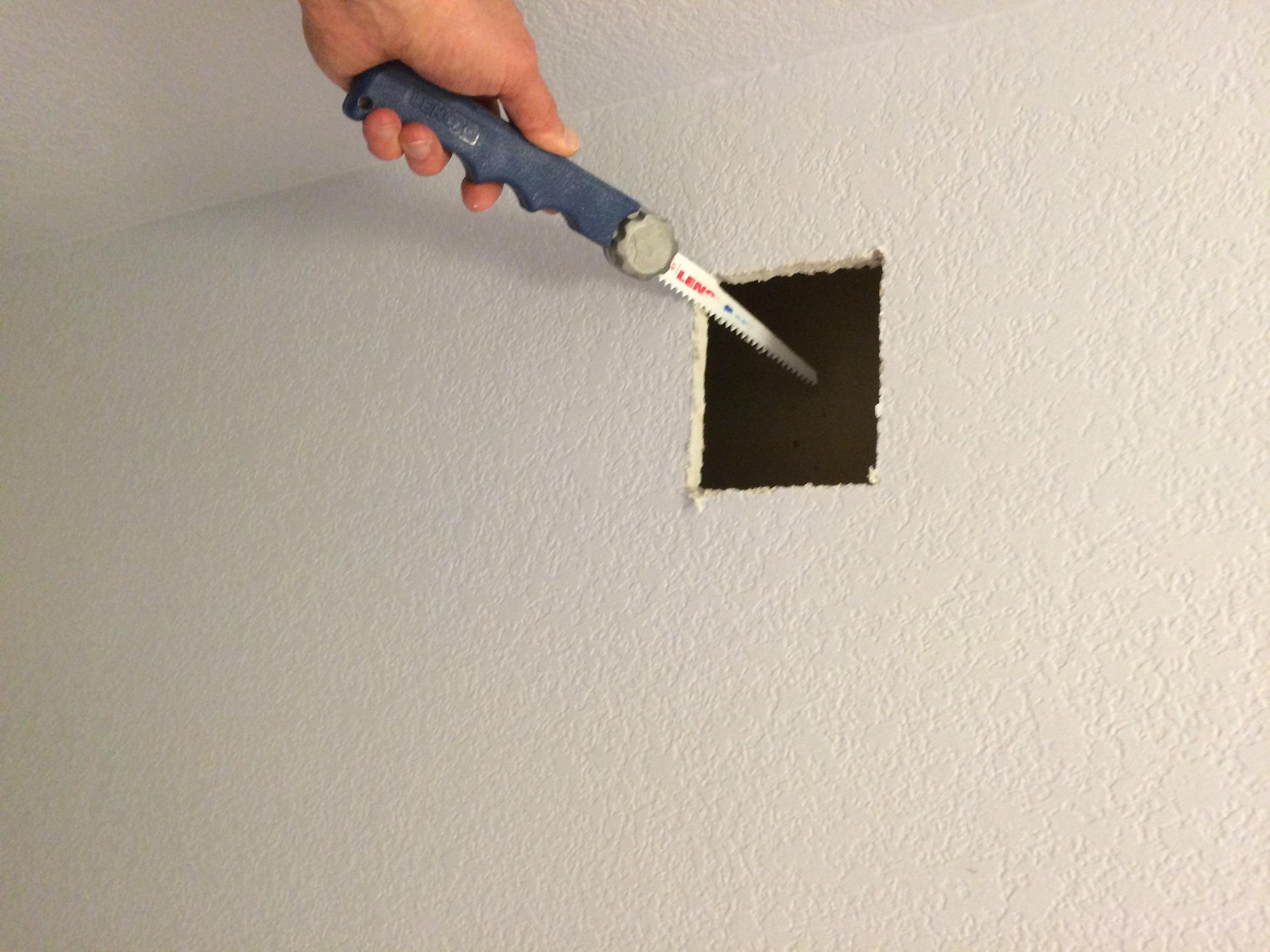 Builtin Shelves Between the Studs 4 Steps (with Pictures