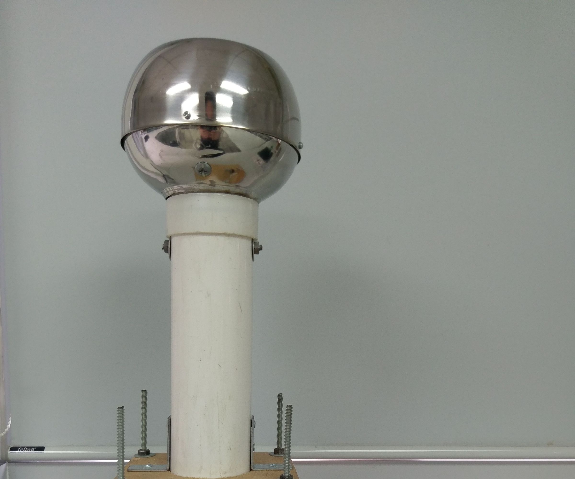 How to Make a Van De Graaff Generator