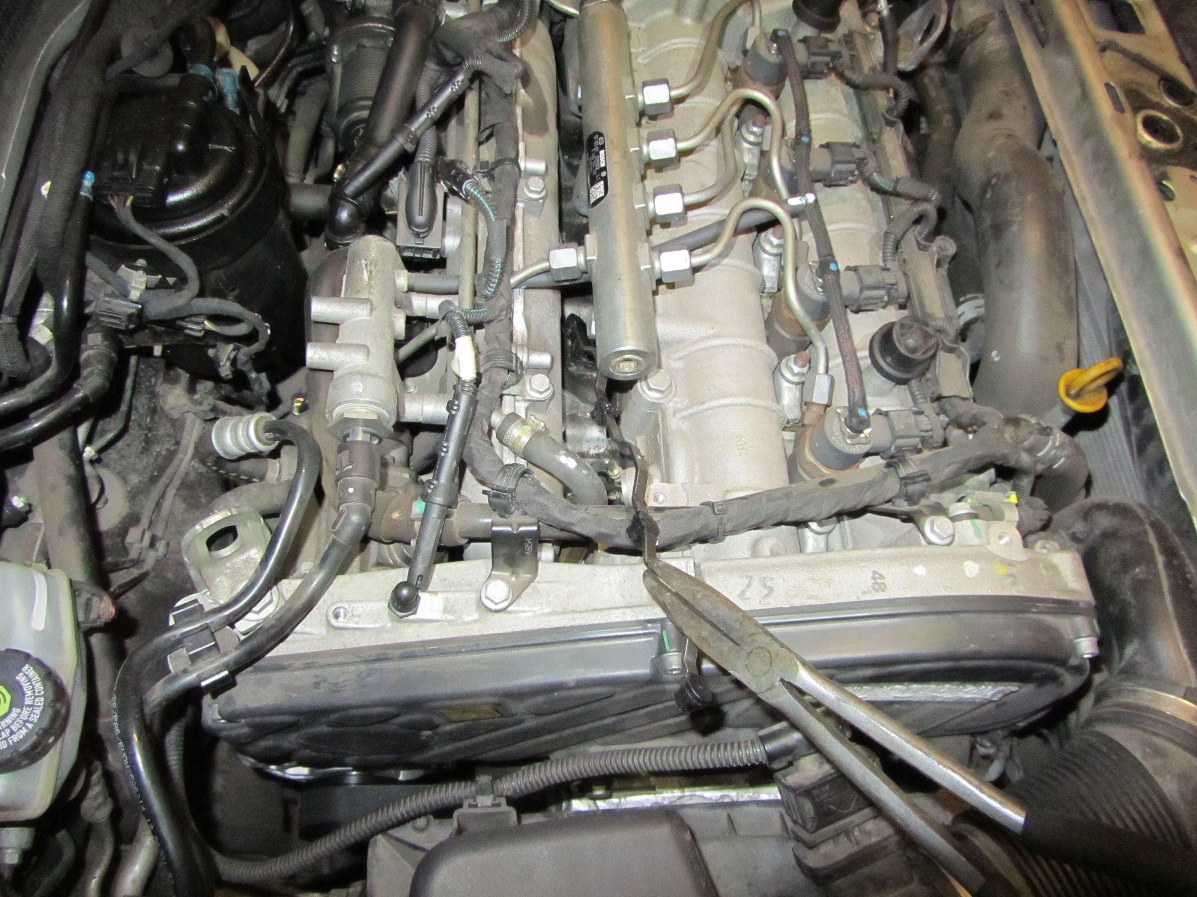 Swirl Flap Repair and EGR Blanking on Astra H 1.9 CDTI 5 Steps