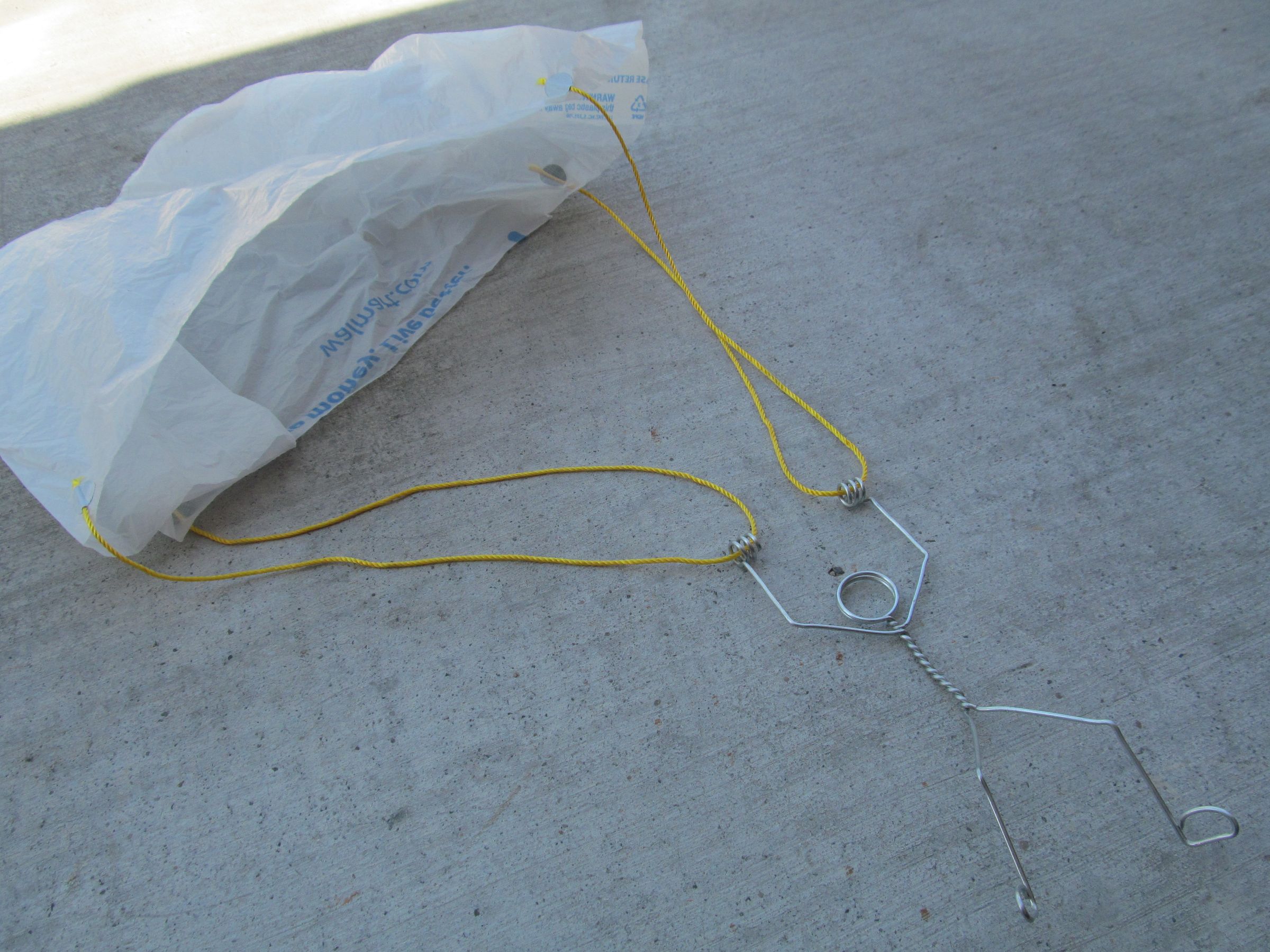 Easy Parachute Man 4 Steps (with Pictures) Instructables