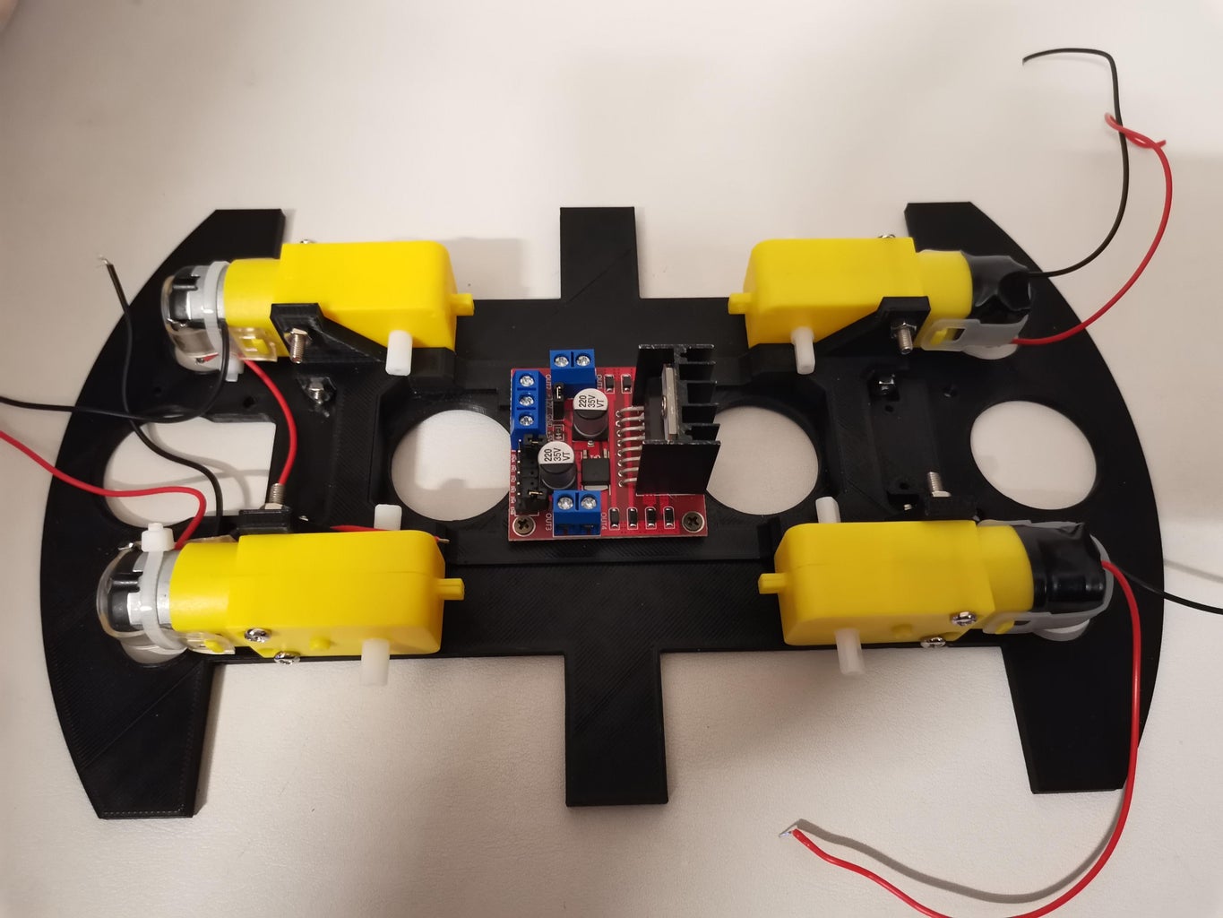 Arduino ESP32 All in One Robot (Obstacle Avoiding, Line Tracking ...