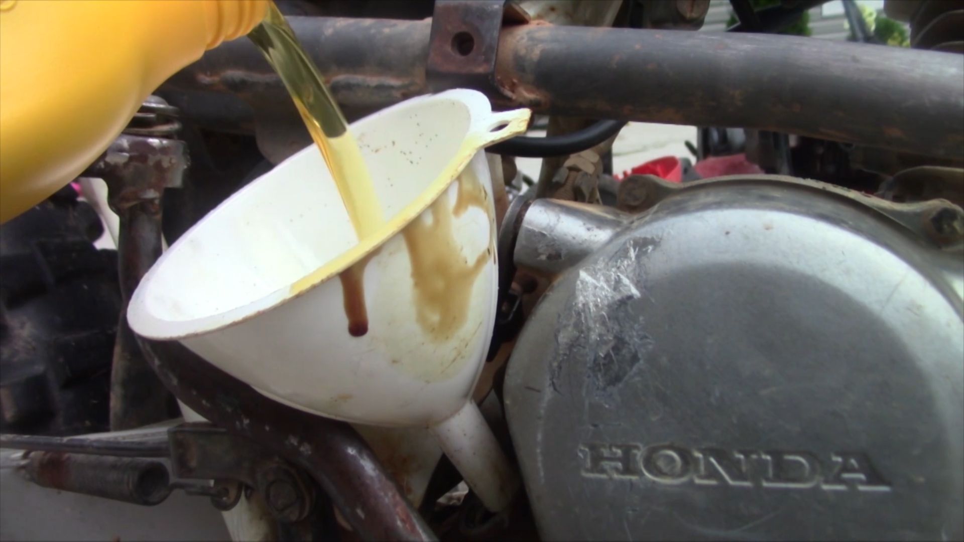 XR80 Oil Change 6 Steps Instructables