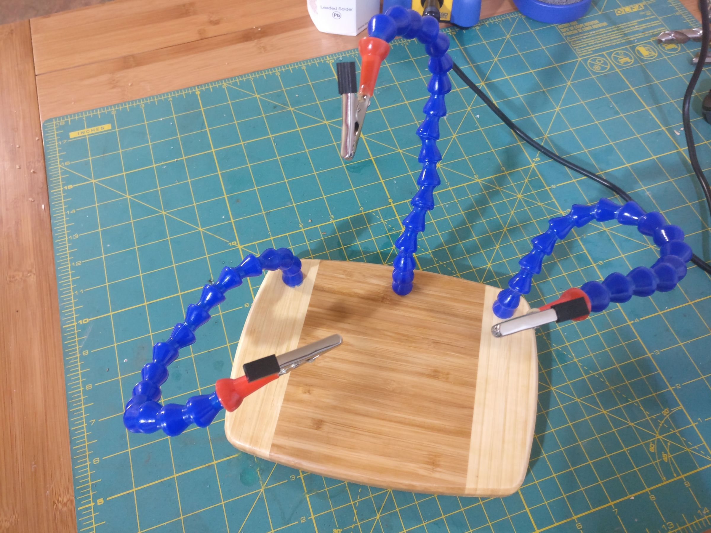 Third Hand++: a Multi-use Helping Hand for Electronics and Other Delicate Work.