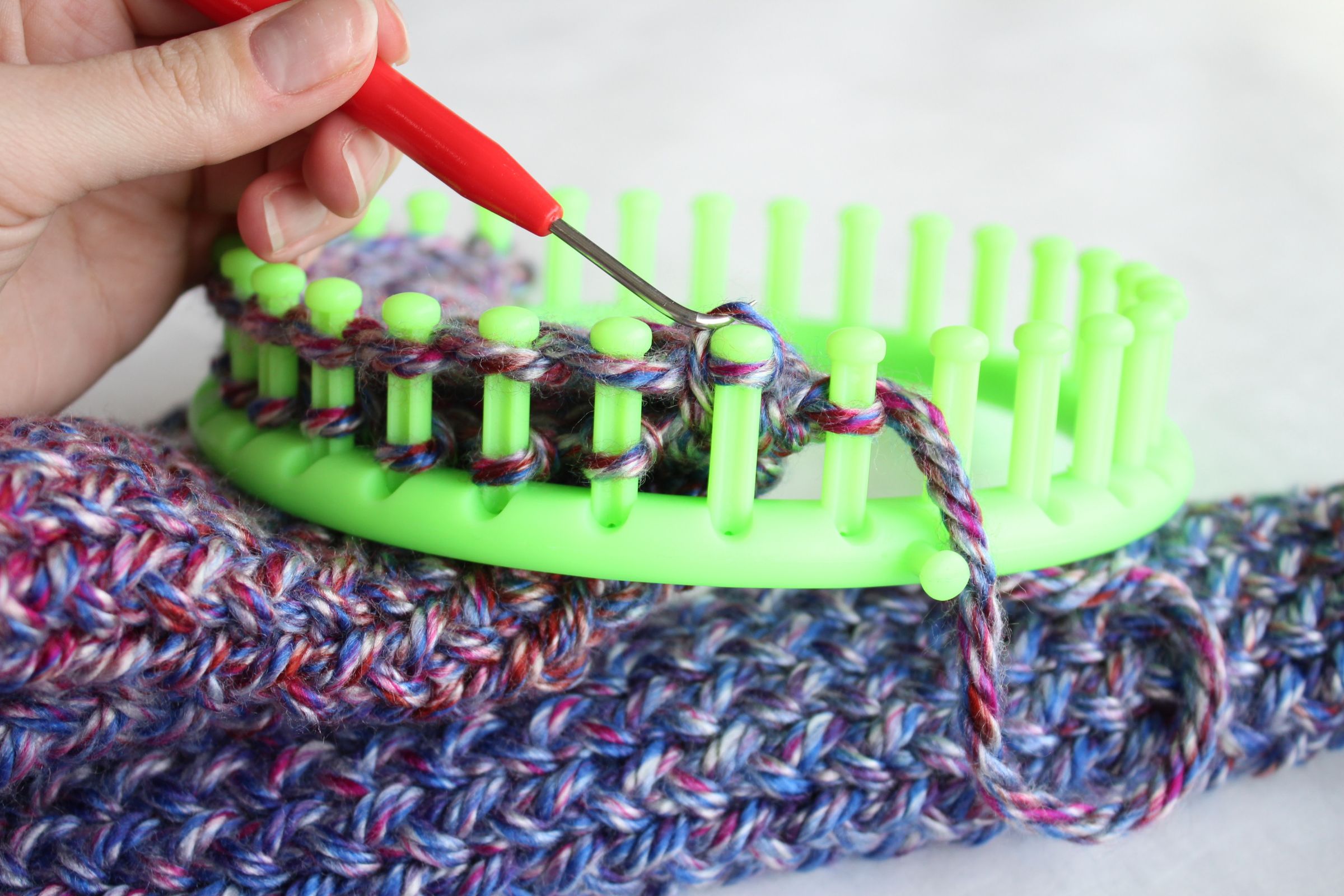 How to Knit an Infinity Scarf on a Loom 15 Steps (with Pictures