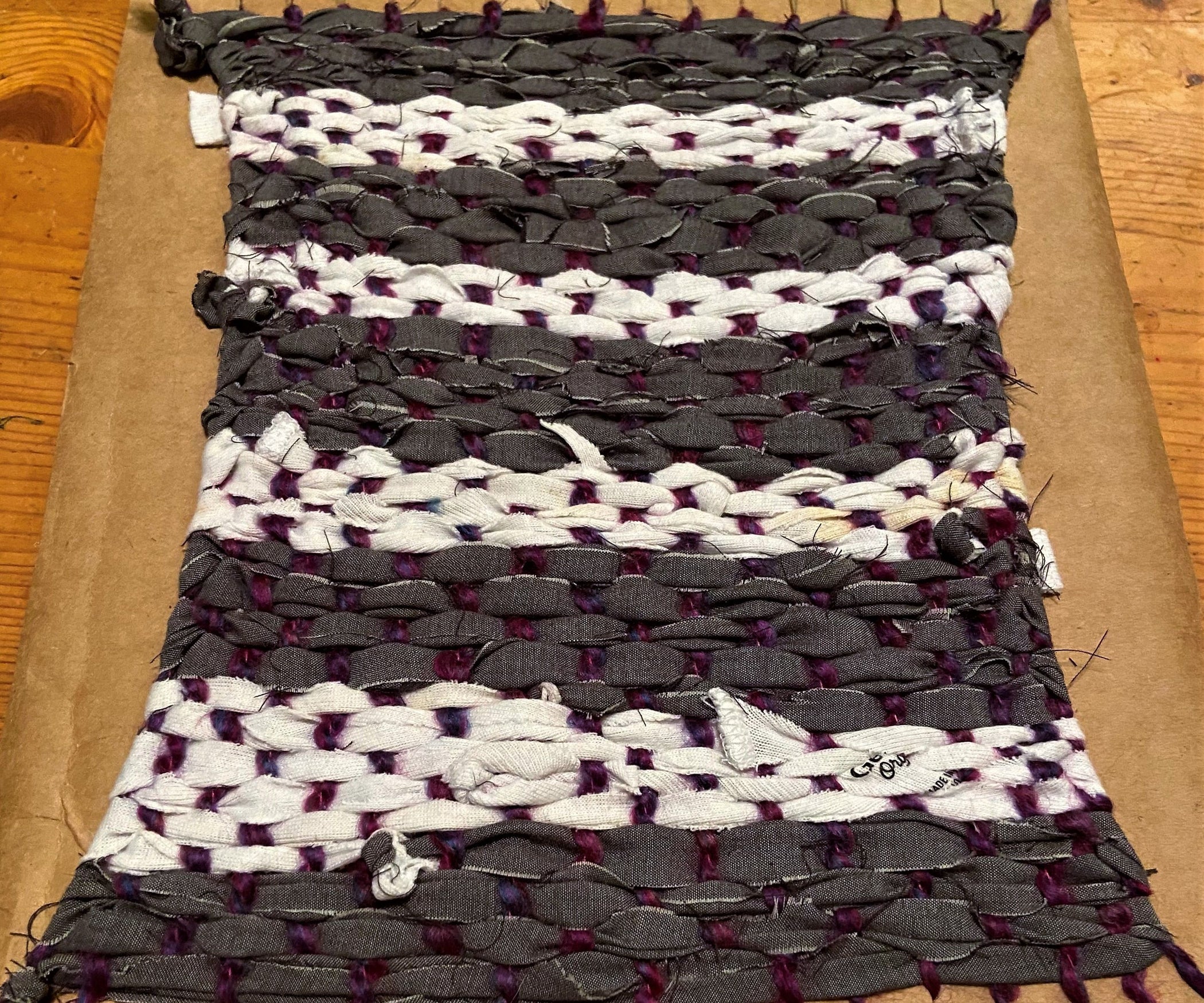 Weaving on a Cardboard Loom Using Recycled Materials 4 Steps